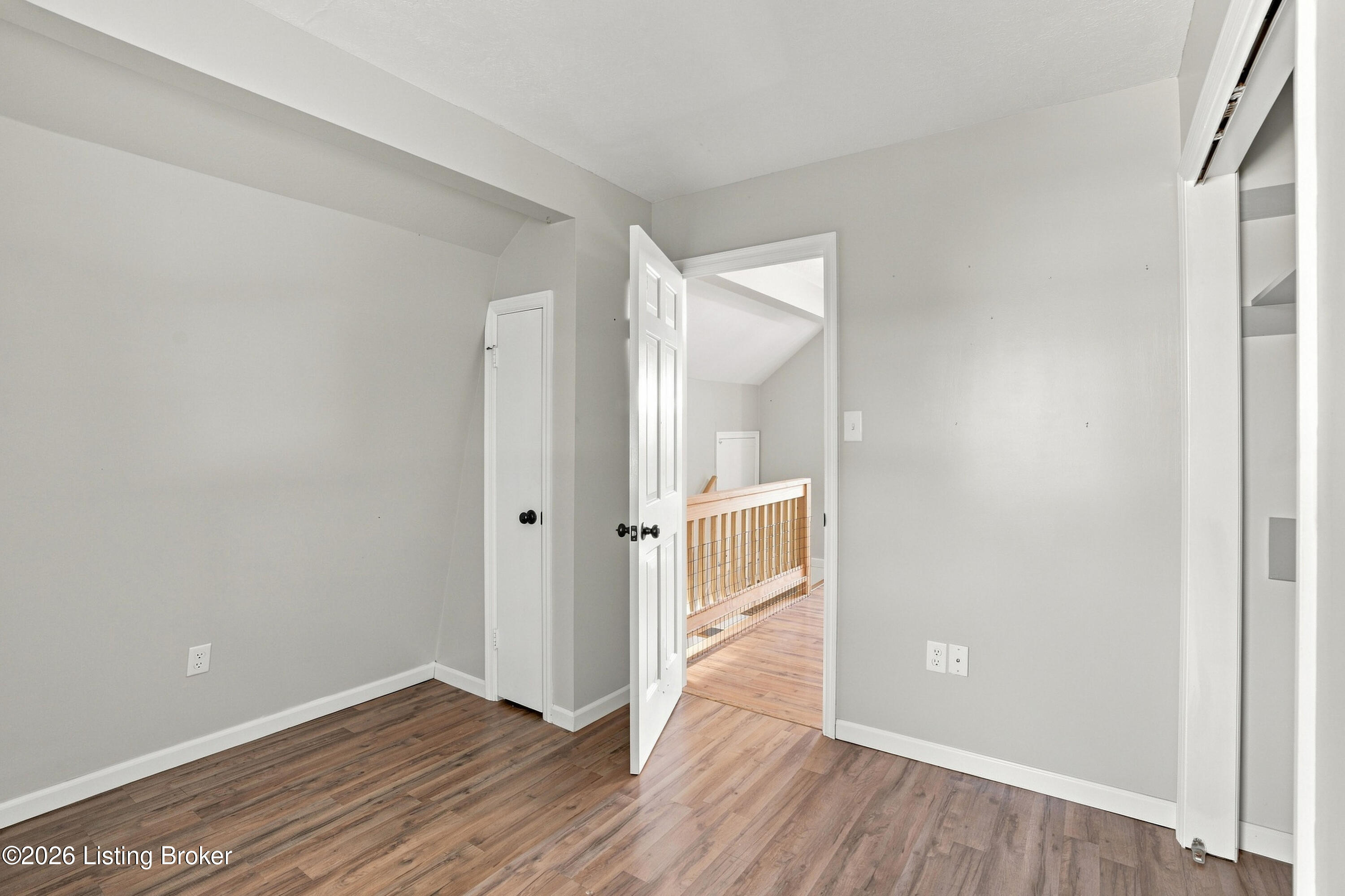 101 Maple St Property Photo 23