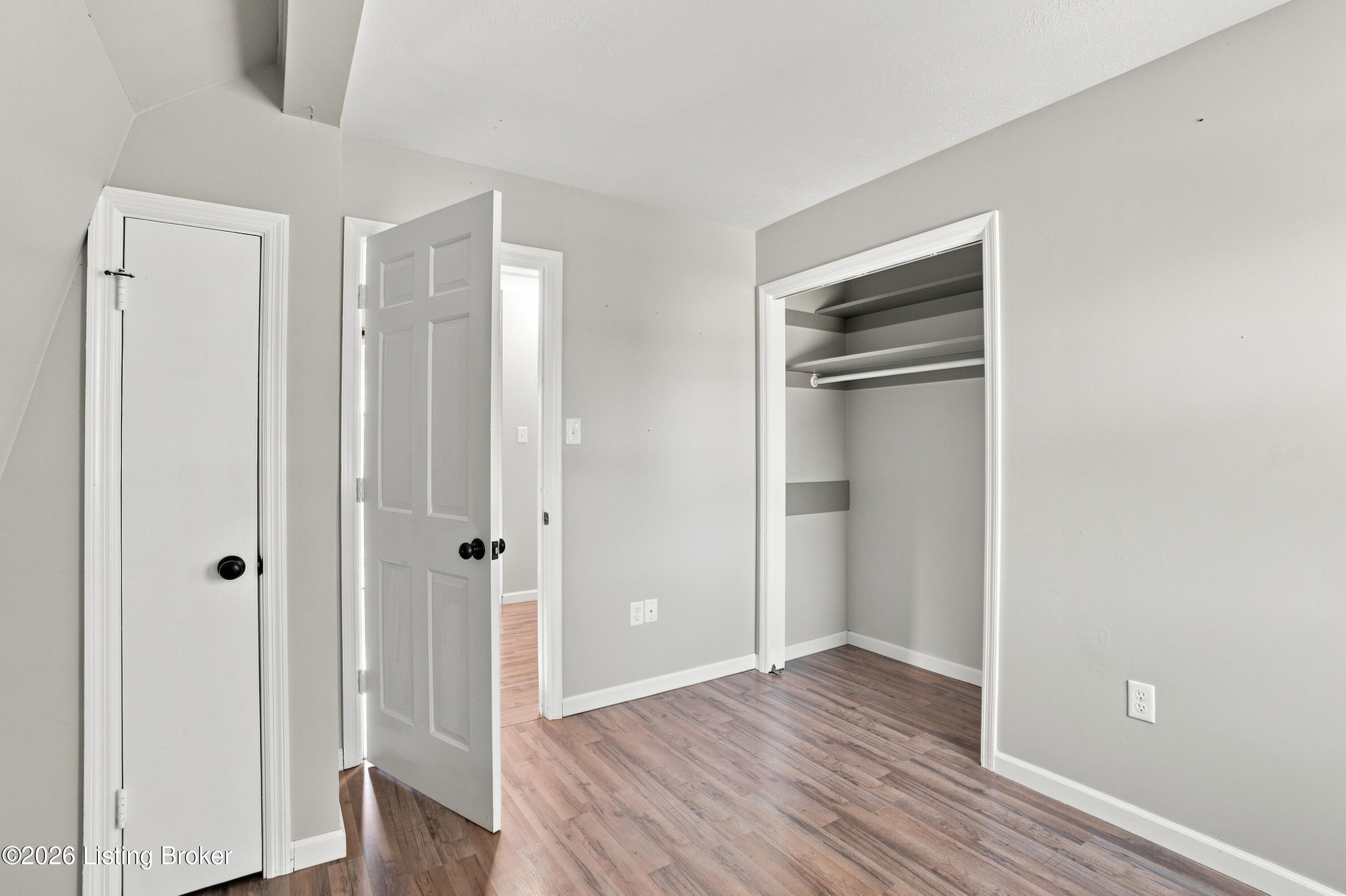 101 Maple St Property Photo 24