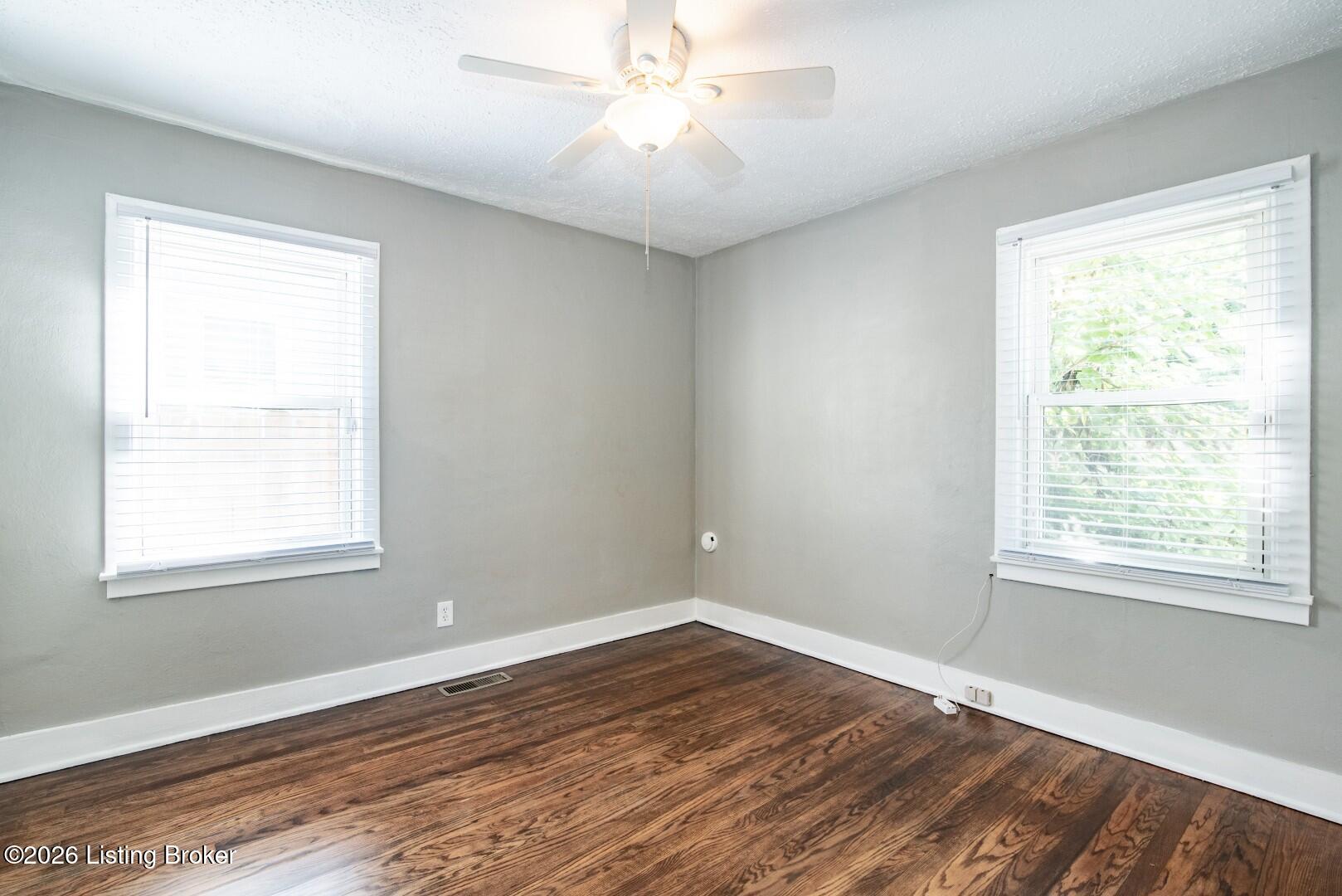 303 N Mantle Ave Property Photo 14
