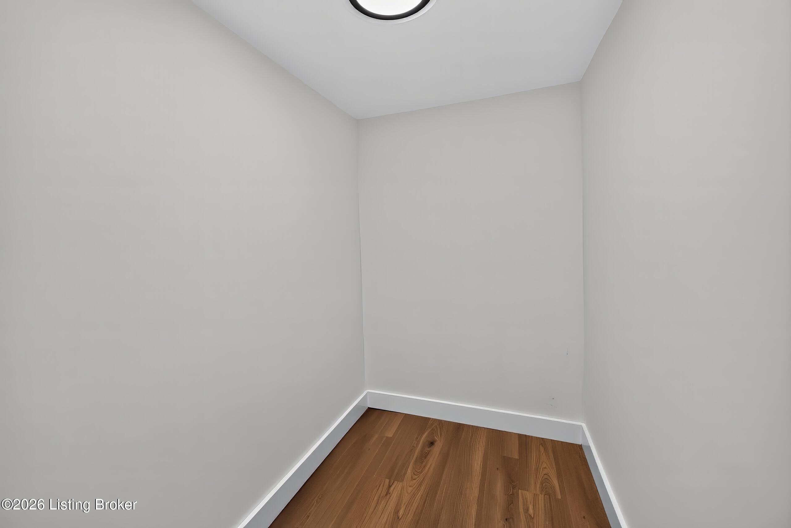 1204 N Broadway Property Photo 27
