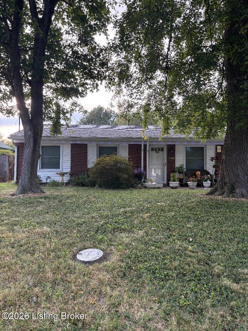 7502 Hallmark Dr Property Photo 1