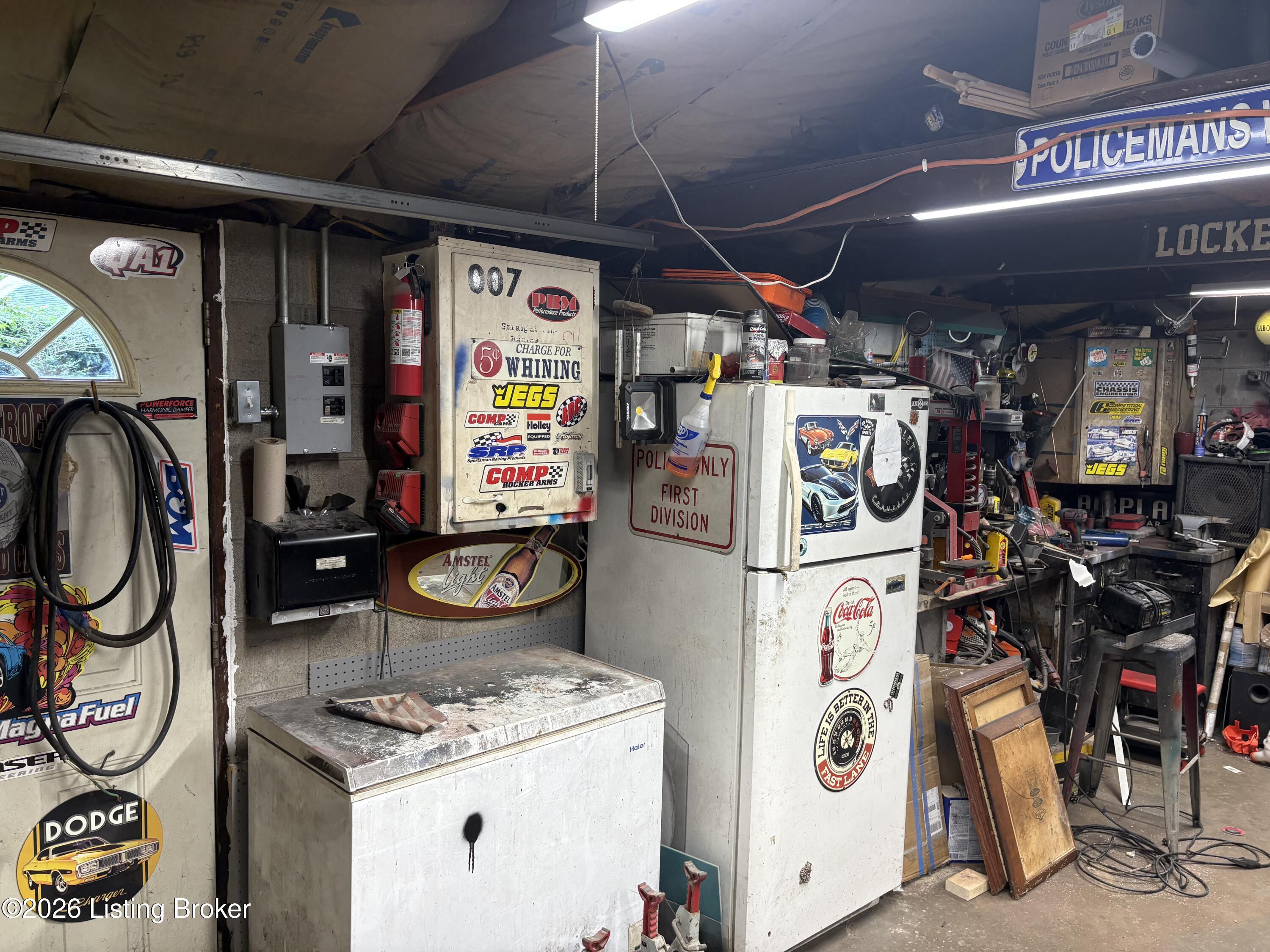 7502 Hallmark Dr Property Photo 28