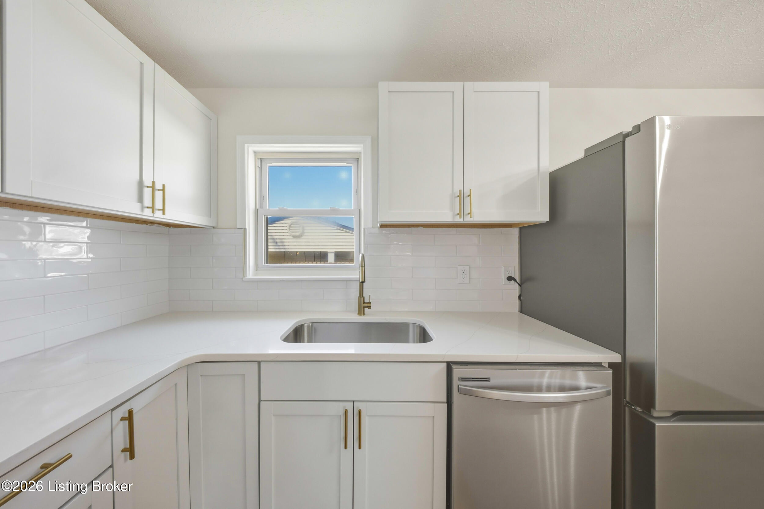 109 N Circlecrest Dr Property Photo 15
