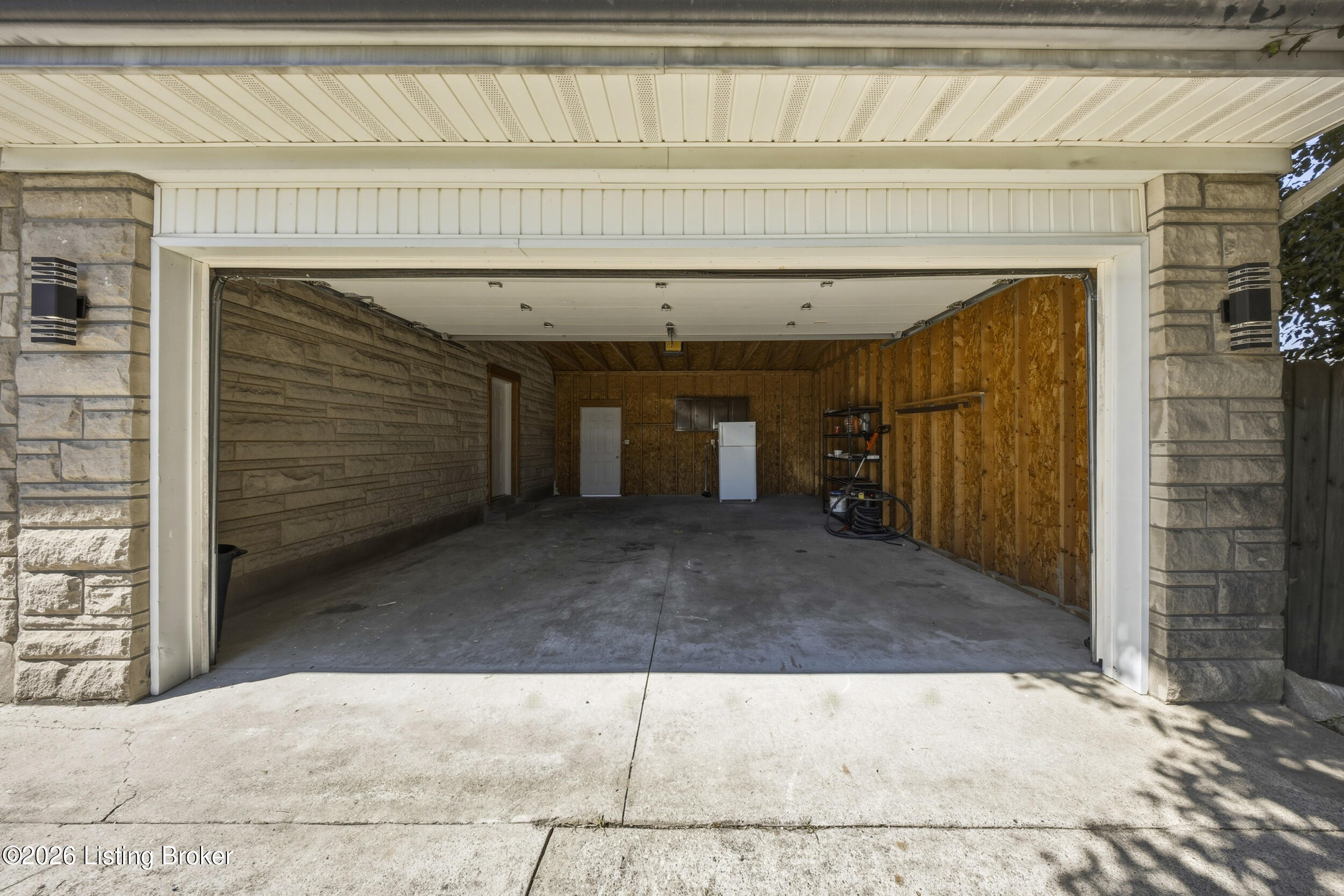 109 N Circlecrest Dr Property Photo 38
