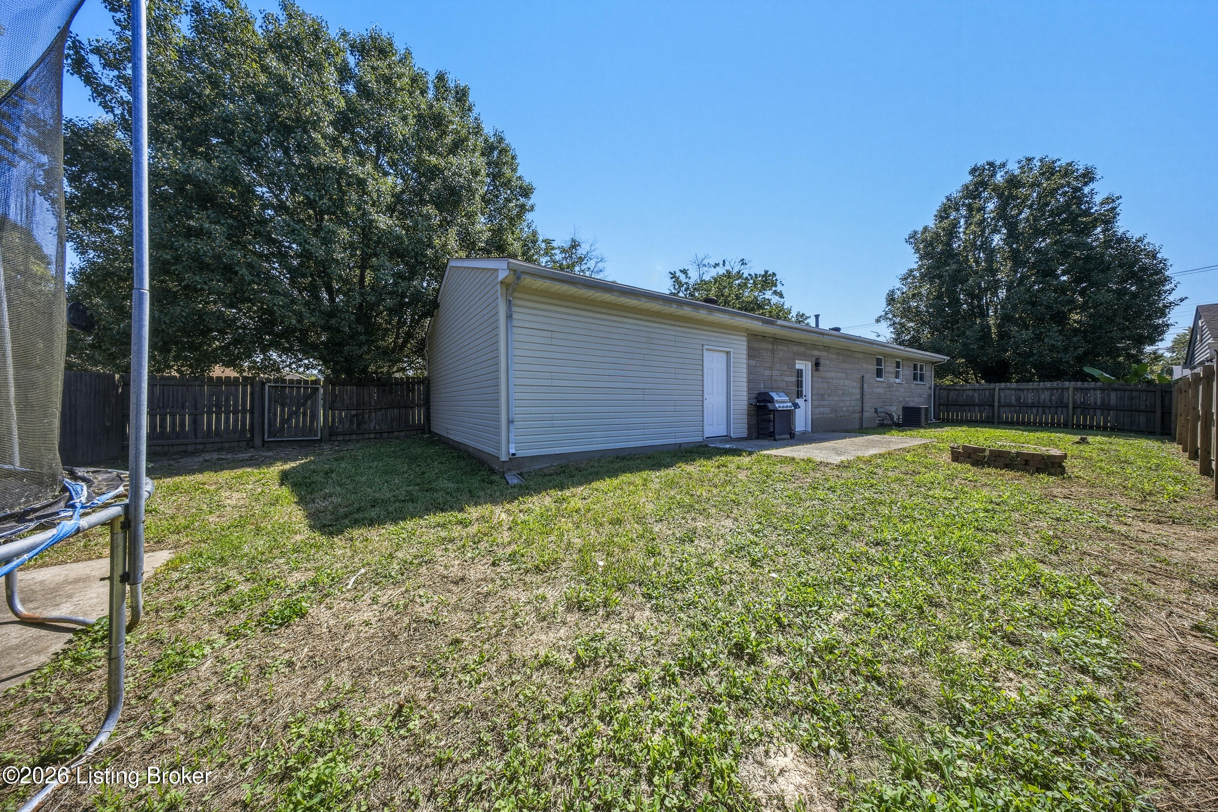 109 N Circlecrest Dr Property Photo 40