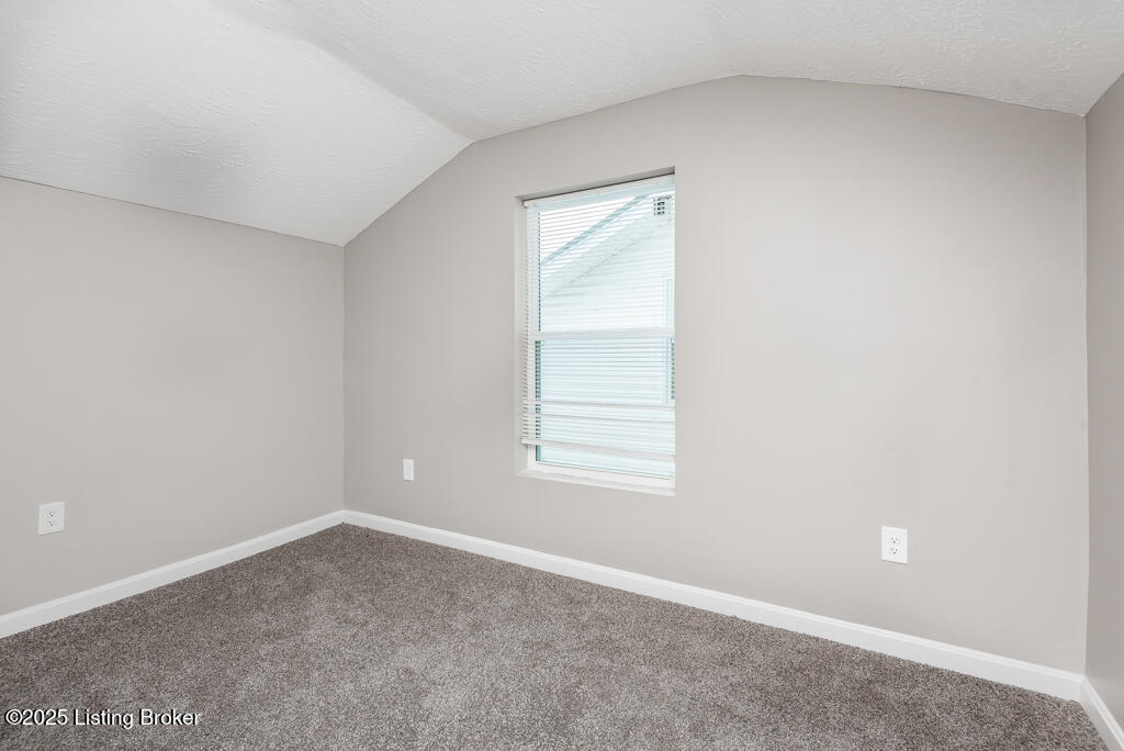 110 S 37th St Property Photo 18