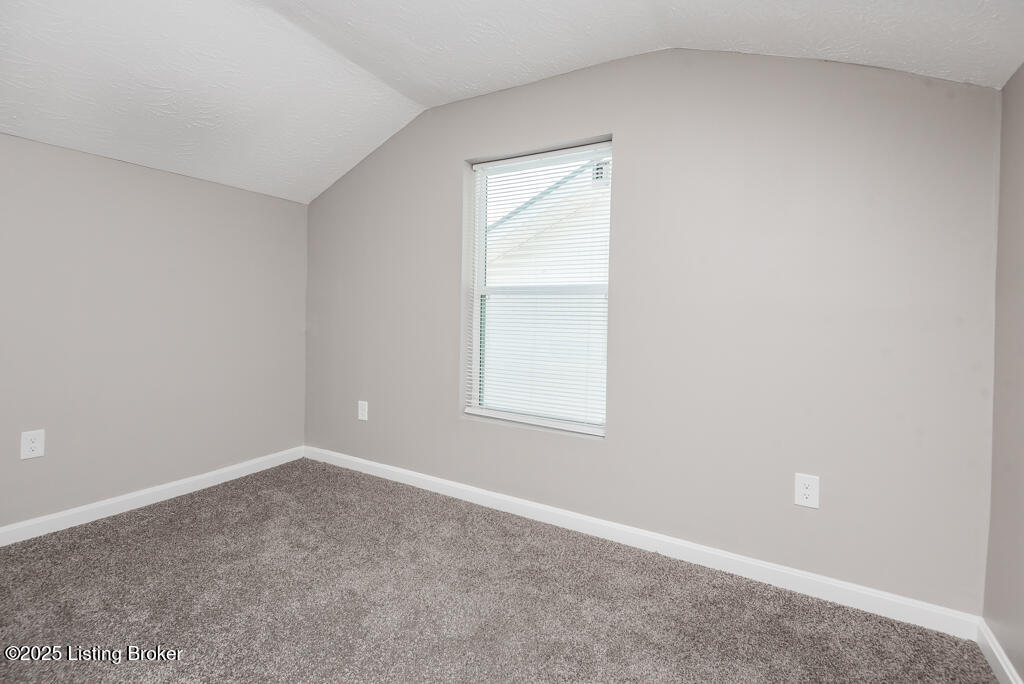 110 S 37th St Property Photo 21