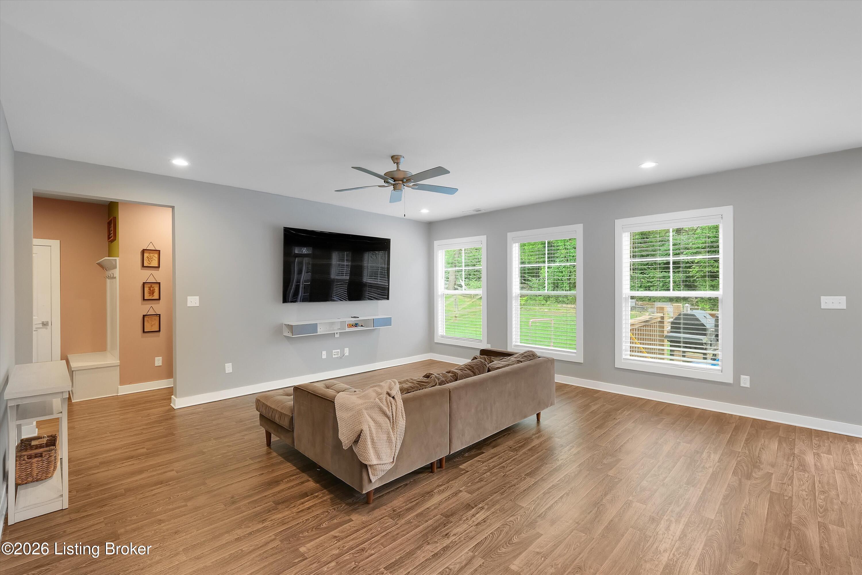 10307 Truman Way Property Photo 11