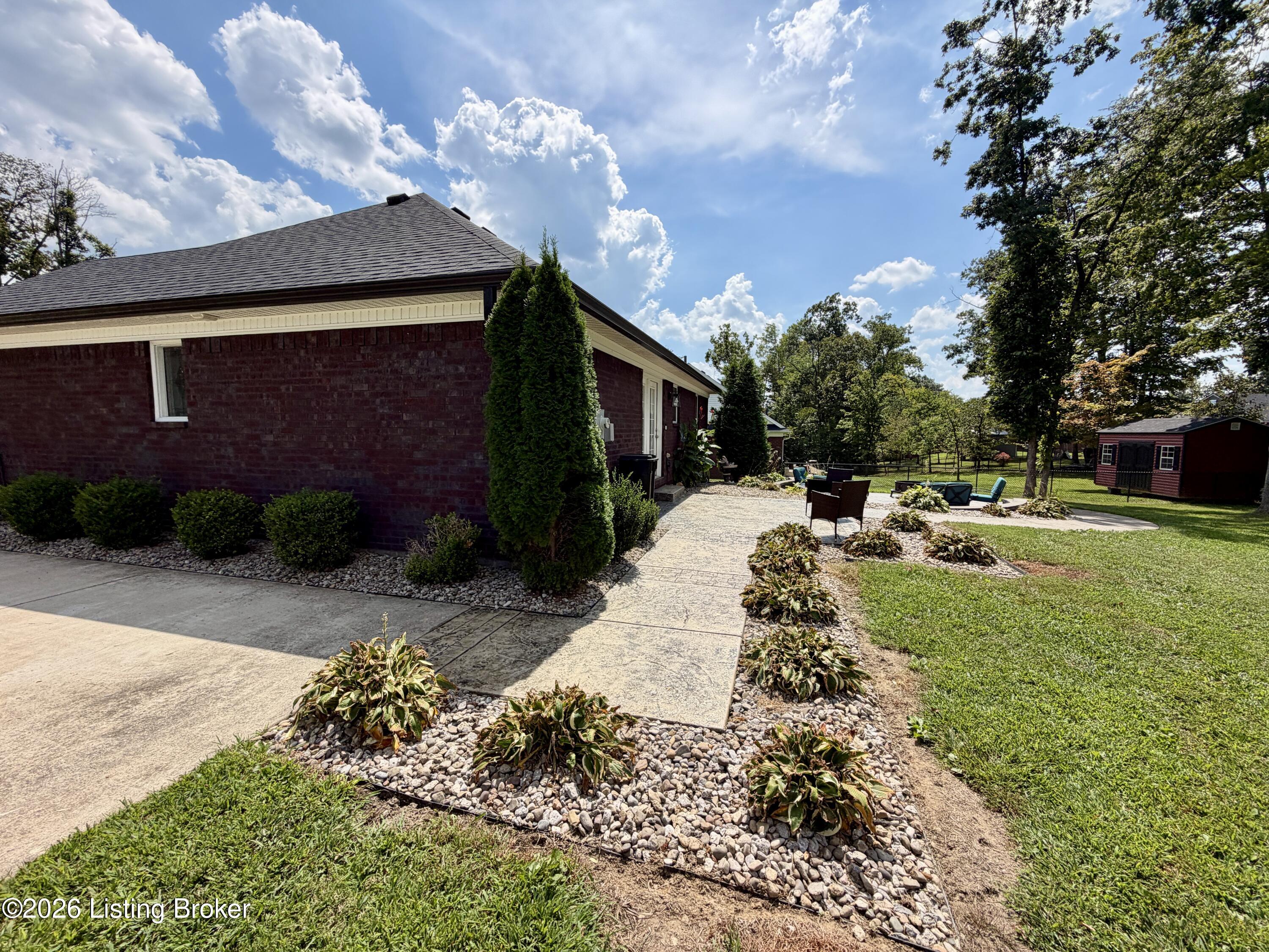 125 Peabody Loop Property Photo 35