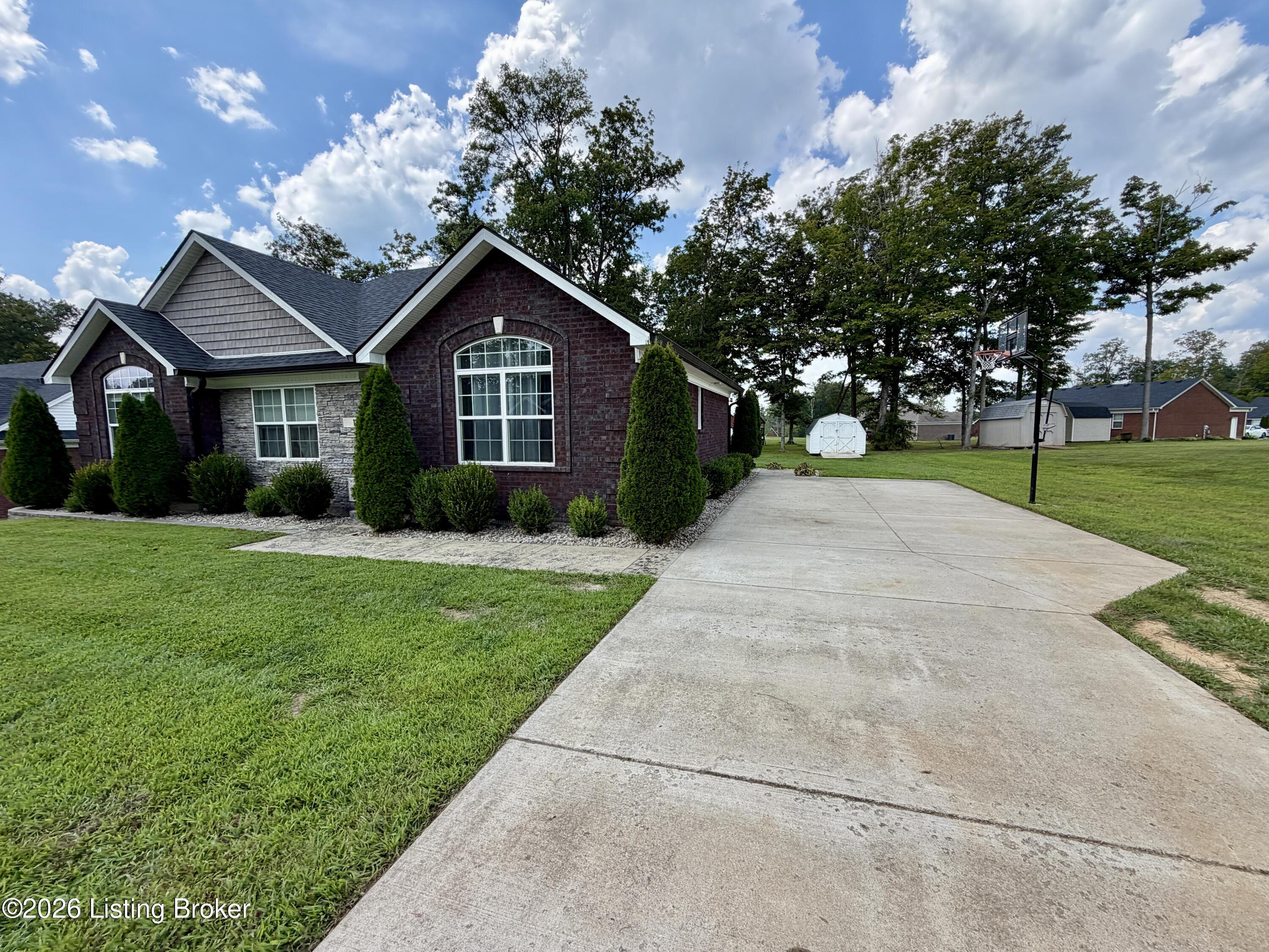 125 Peabody Loop Property Photo 44