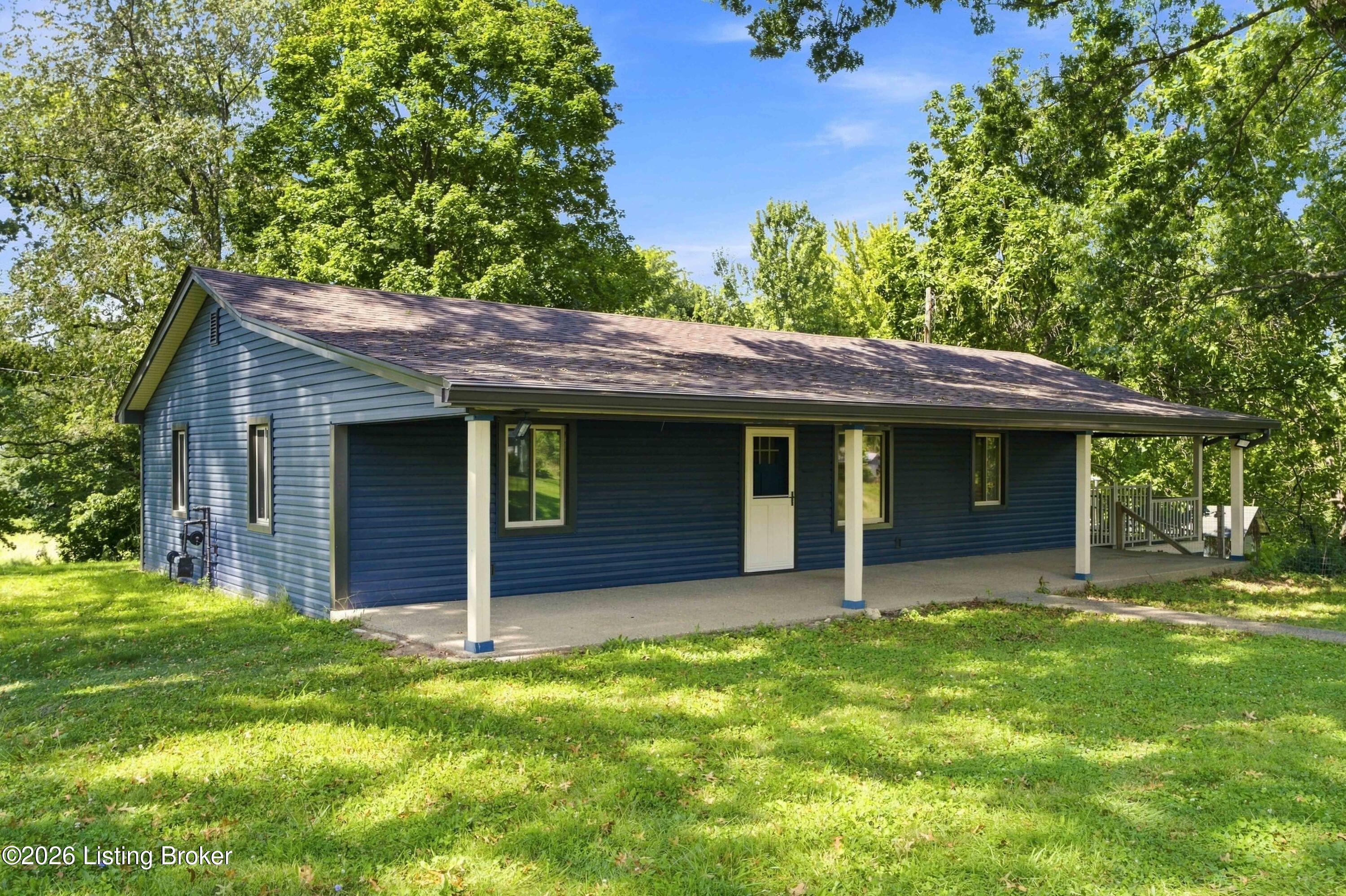 118 Monroe Ln Property Photo 3