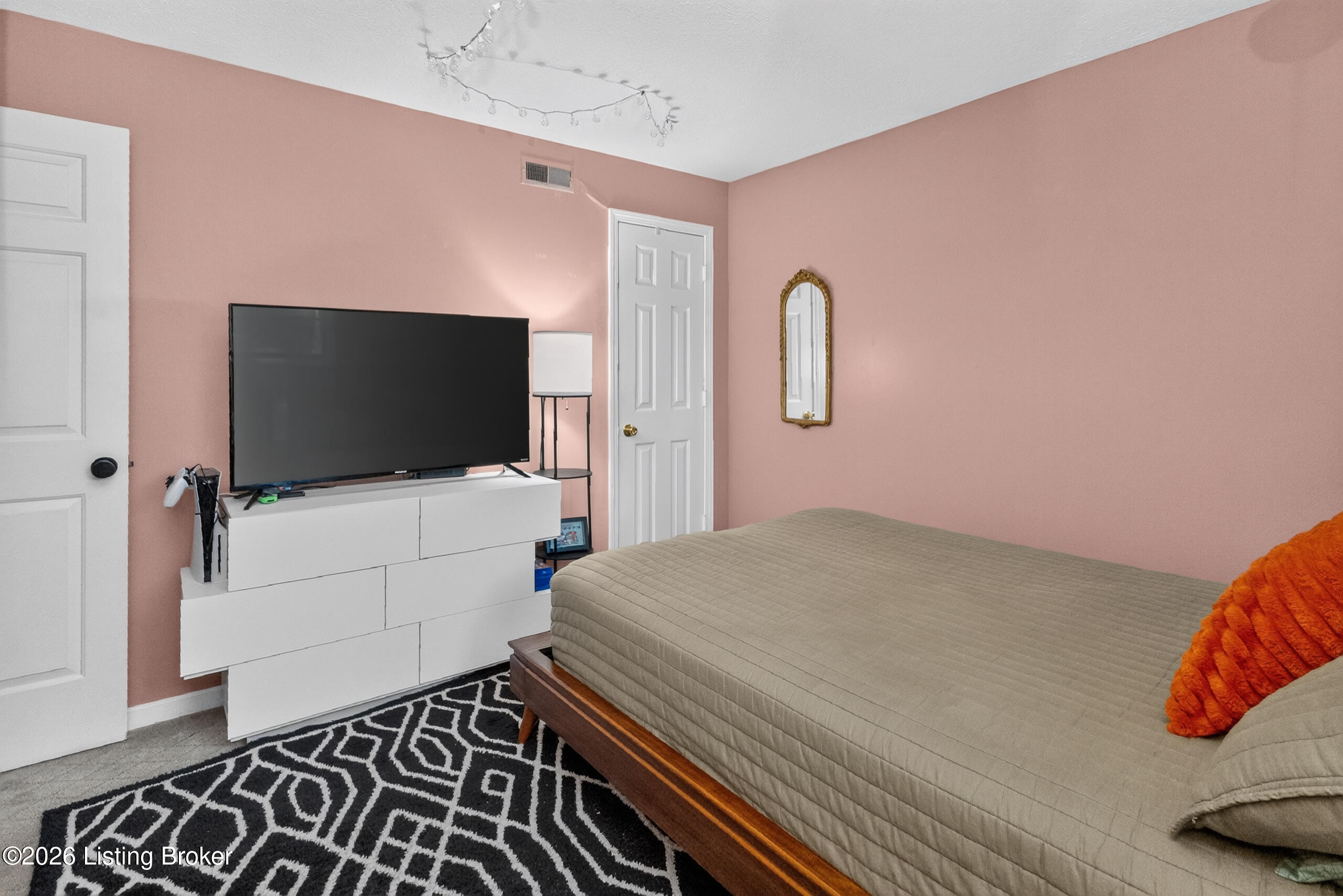 709 Donard Park Ave Property Photo 23