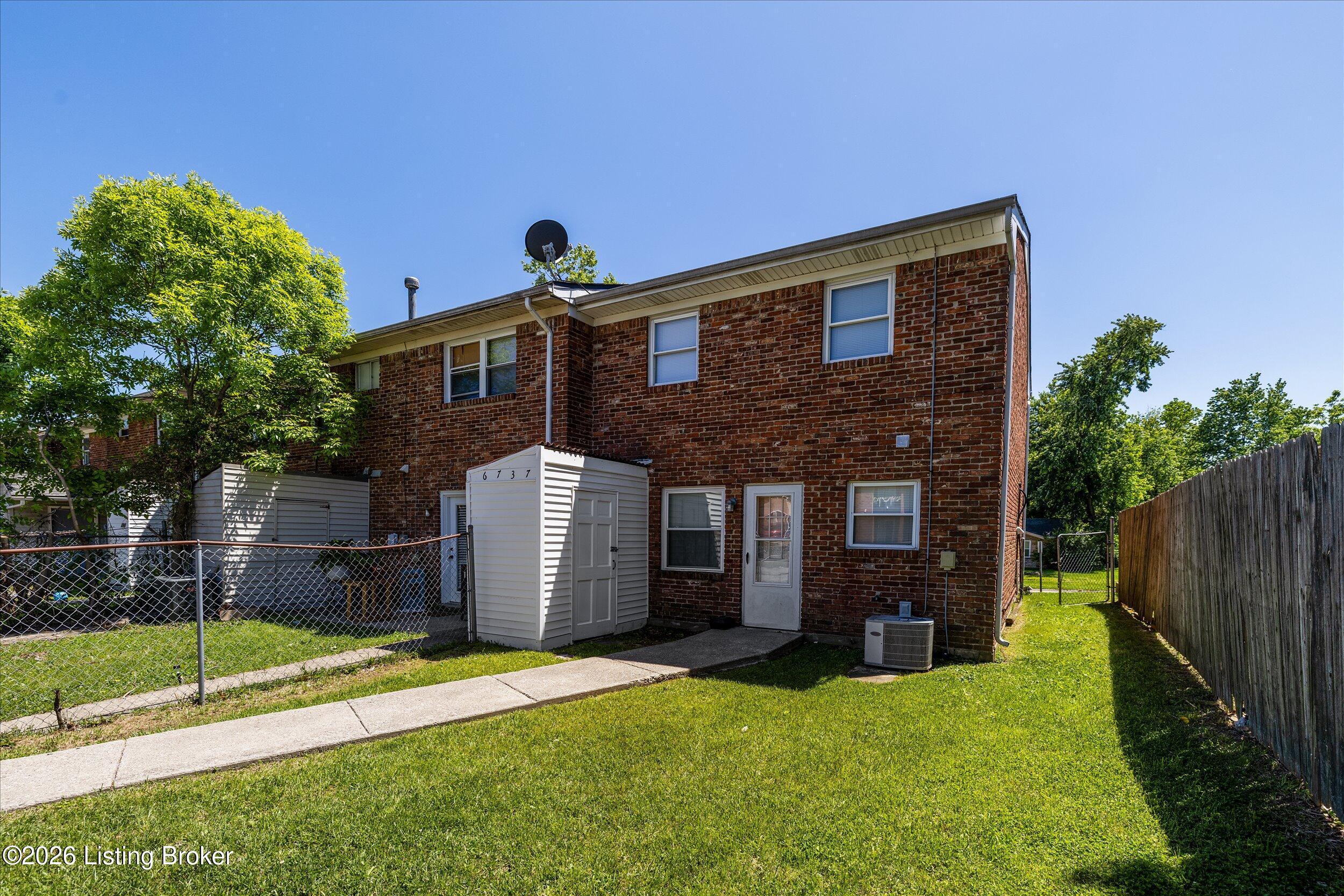 6737 Vandre Ave Property Photo 5
