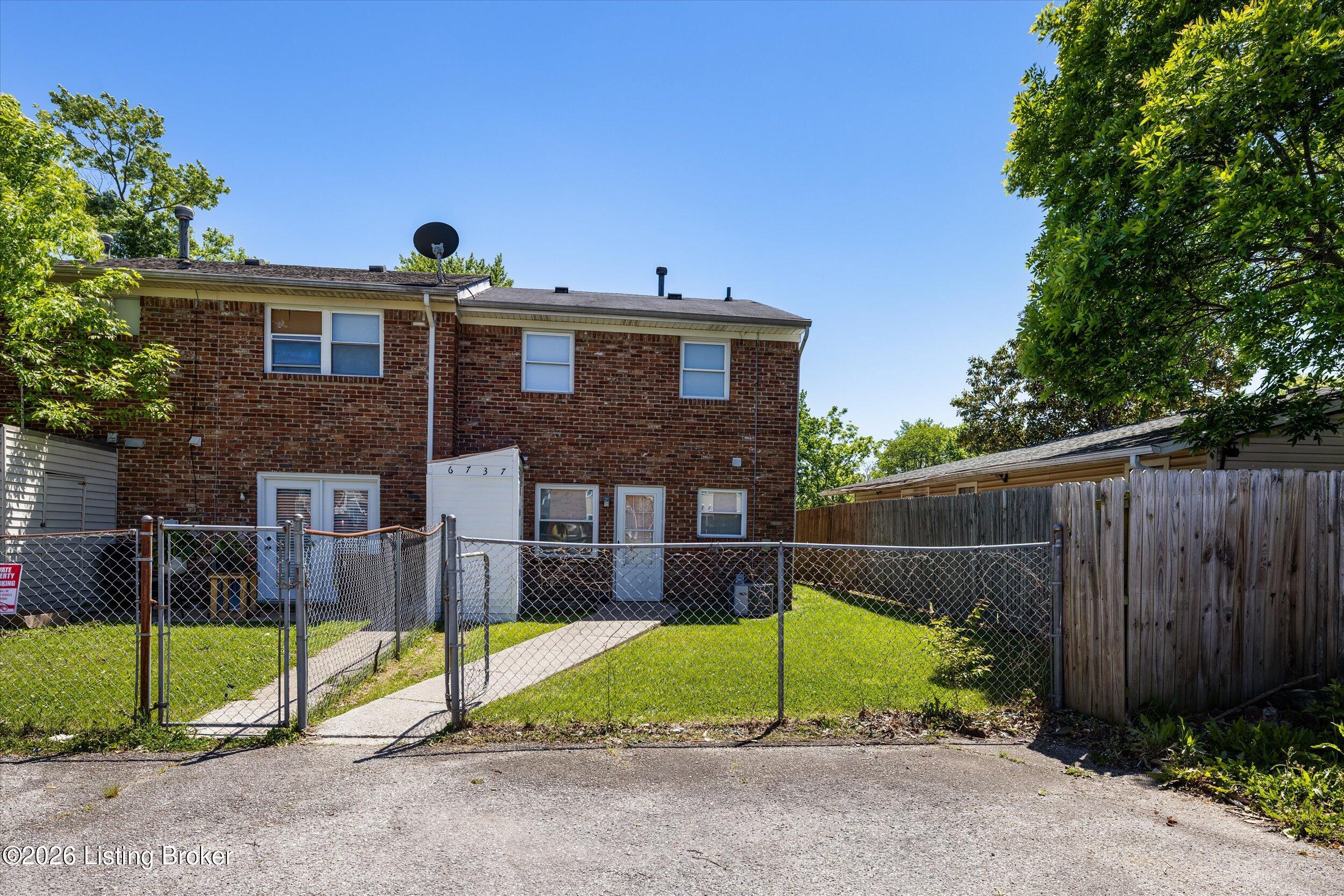 6737 Vandre Ave Property Photo 8