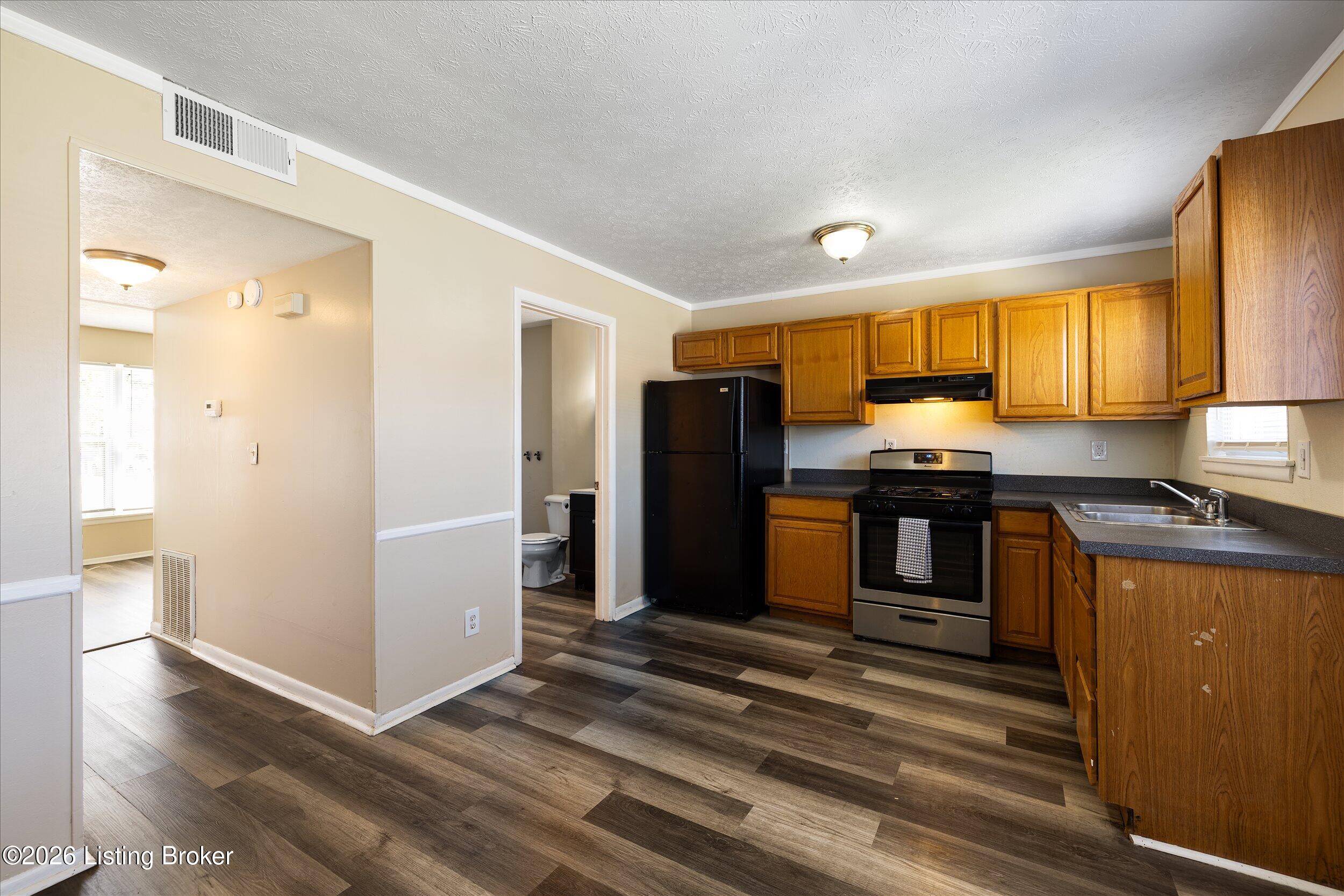 6737 Vandre Ave Property Photo 17