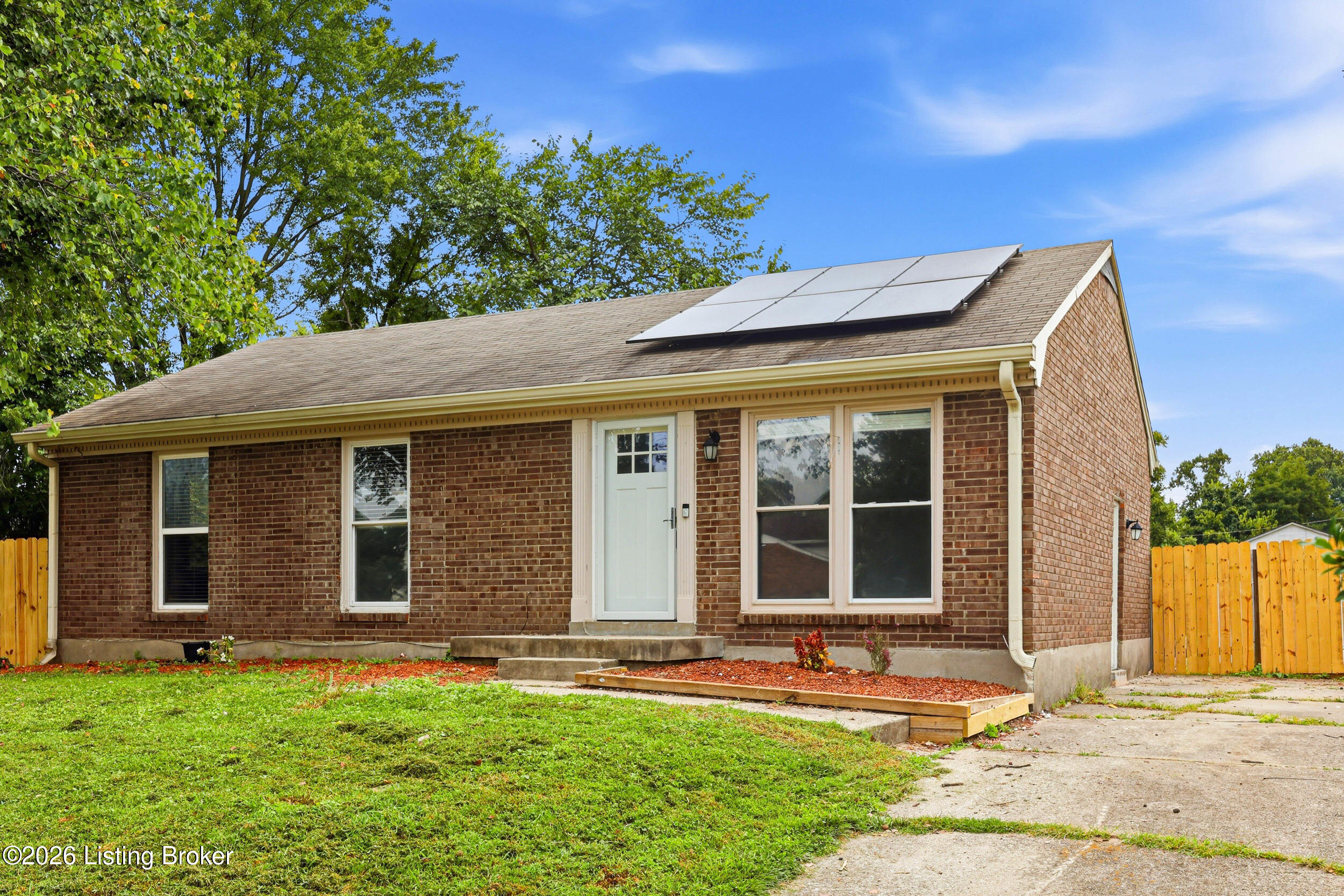 5820 Brandywyne Ct Property Photo 3