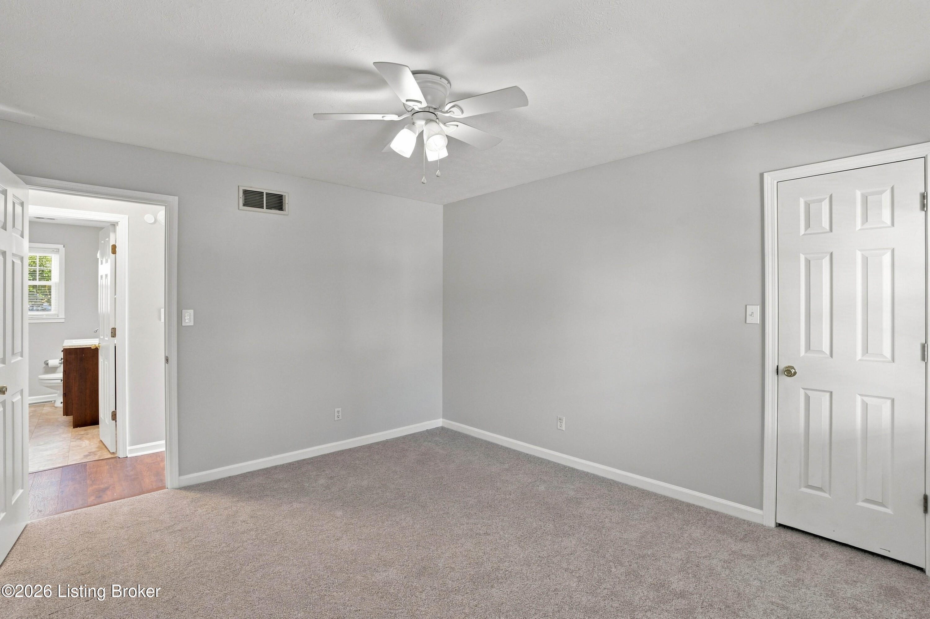 220 Rolling Ridge Way Property Photo 33