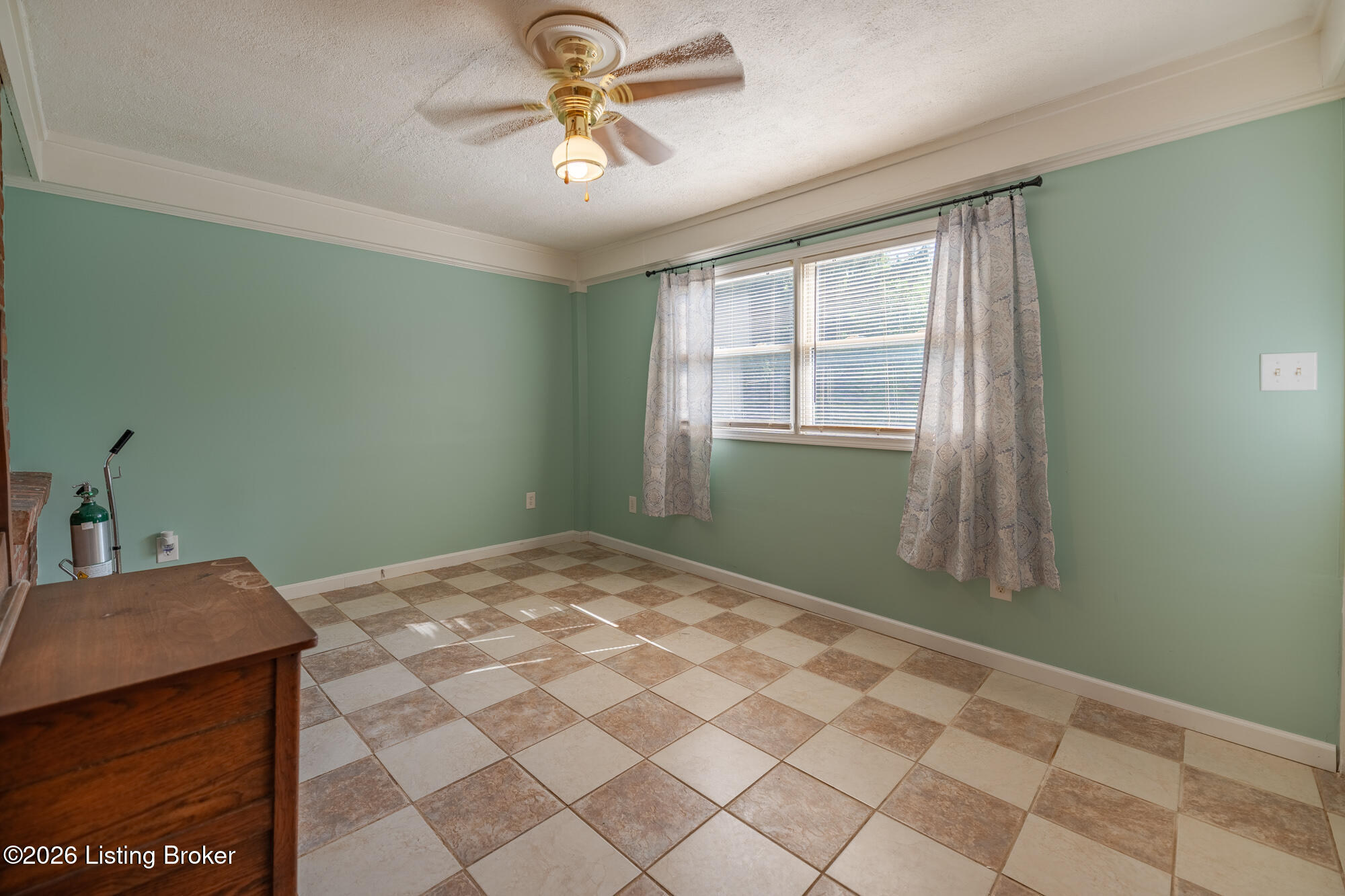 221 Ring Rd Property Photo 10