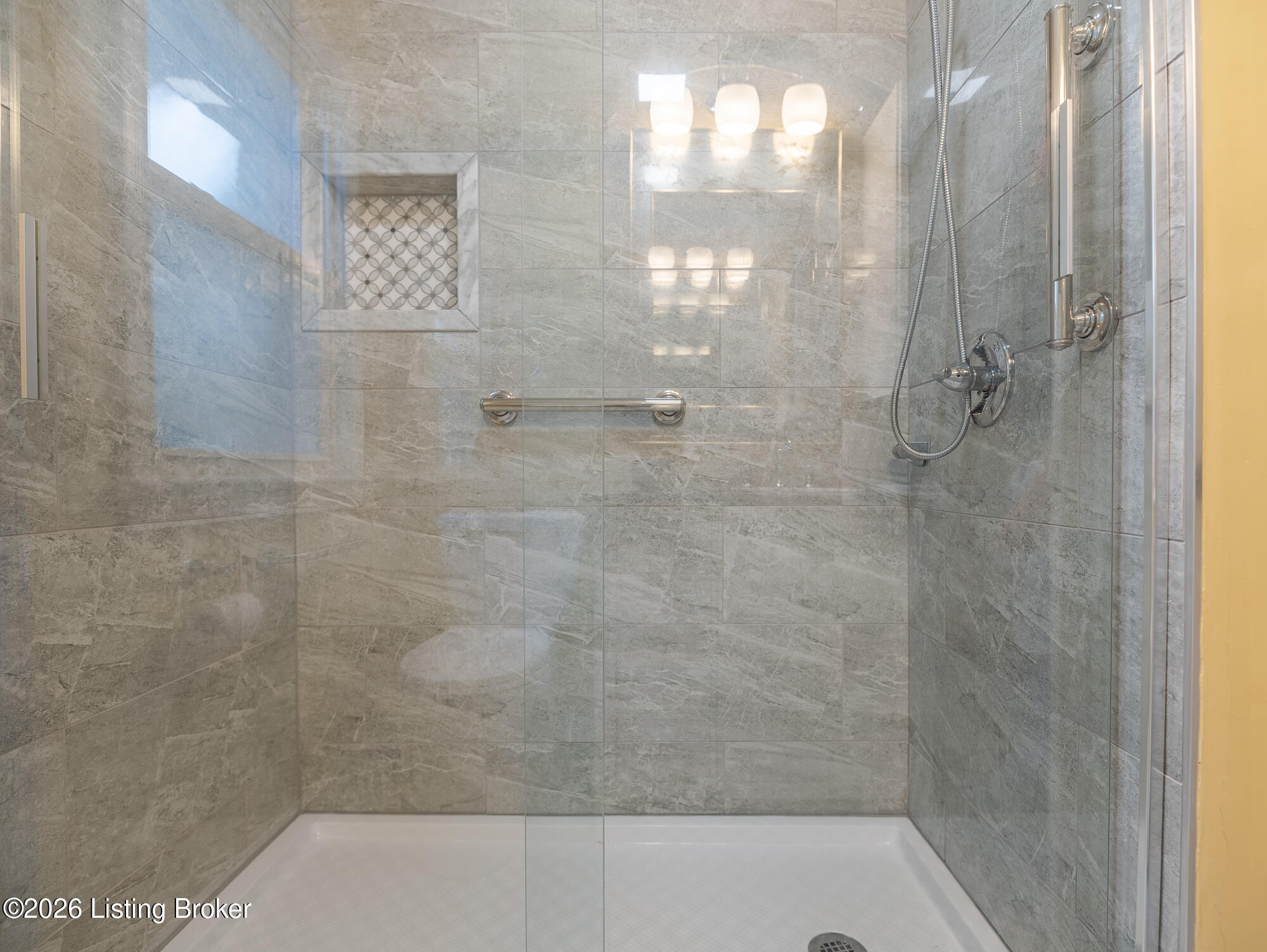221 Ring Rd Property Photo 18