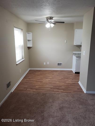 3330 Breckenridge Ln Property Photo 3