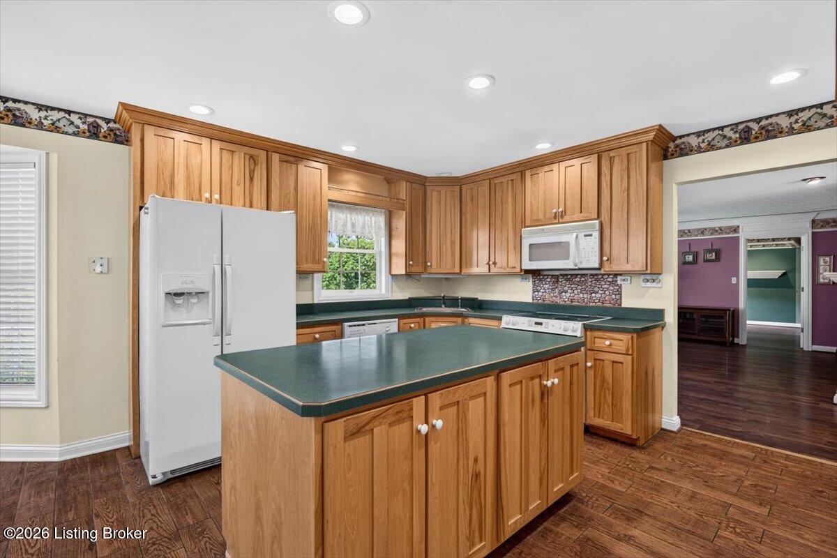 31 Connie Ln Property Photo 23