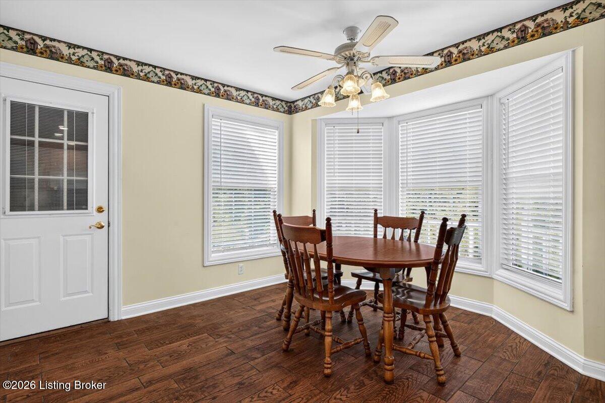 31 Connie Ln Property Photo 24