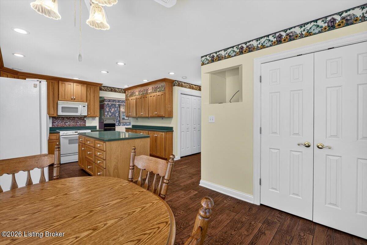 31 Connie Ln Property Photo 25