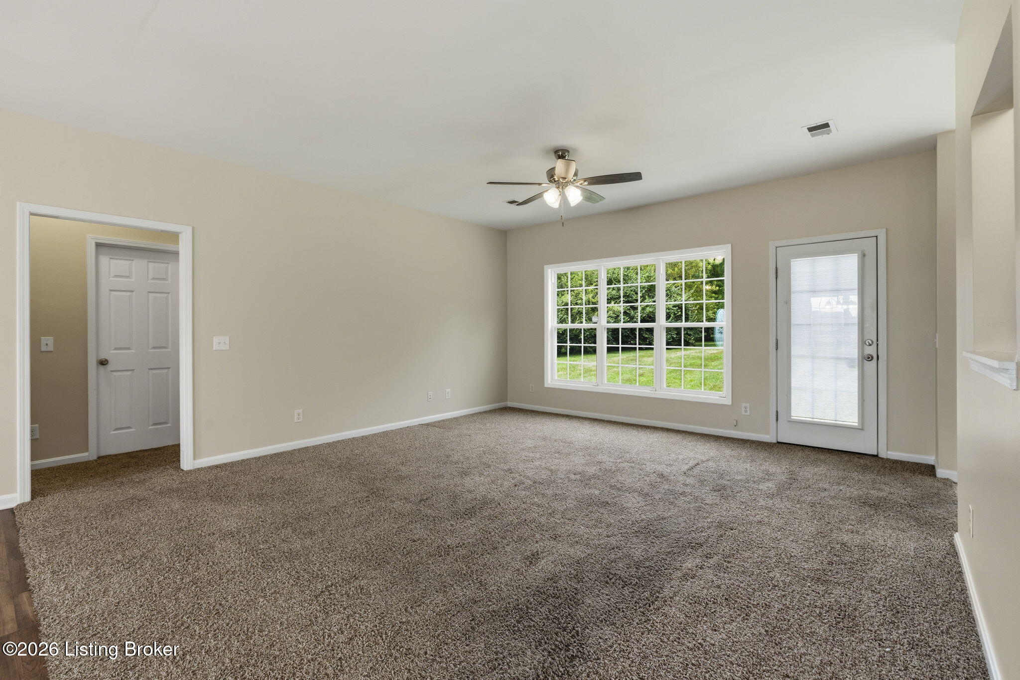 138 Wakefield Dr Property Photo 8