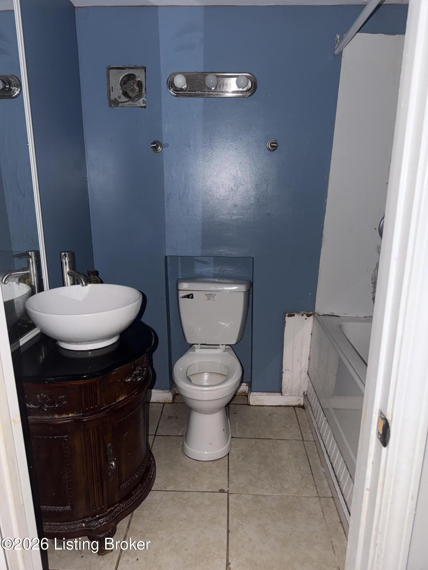 4701 Haney Way Property Photo 16