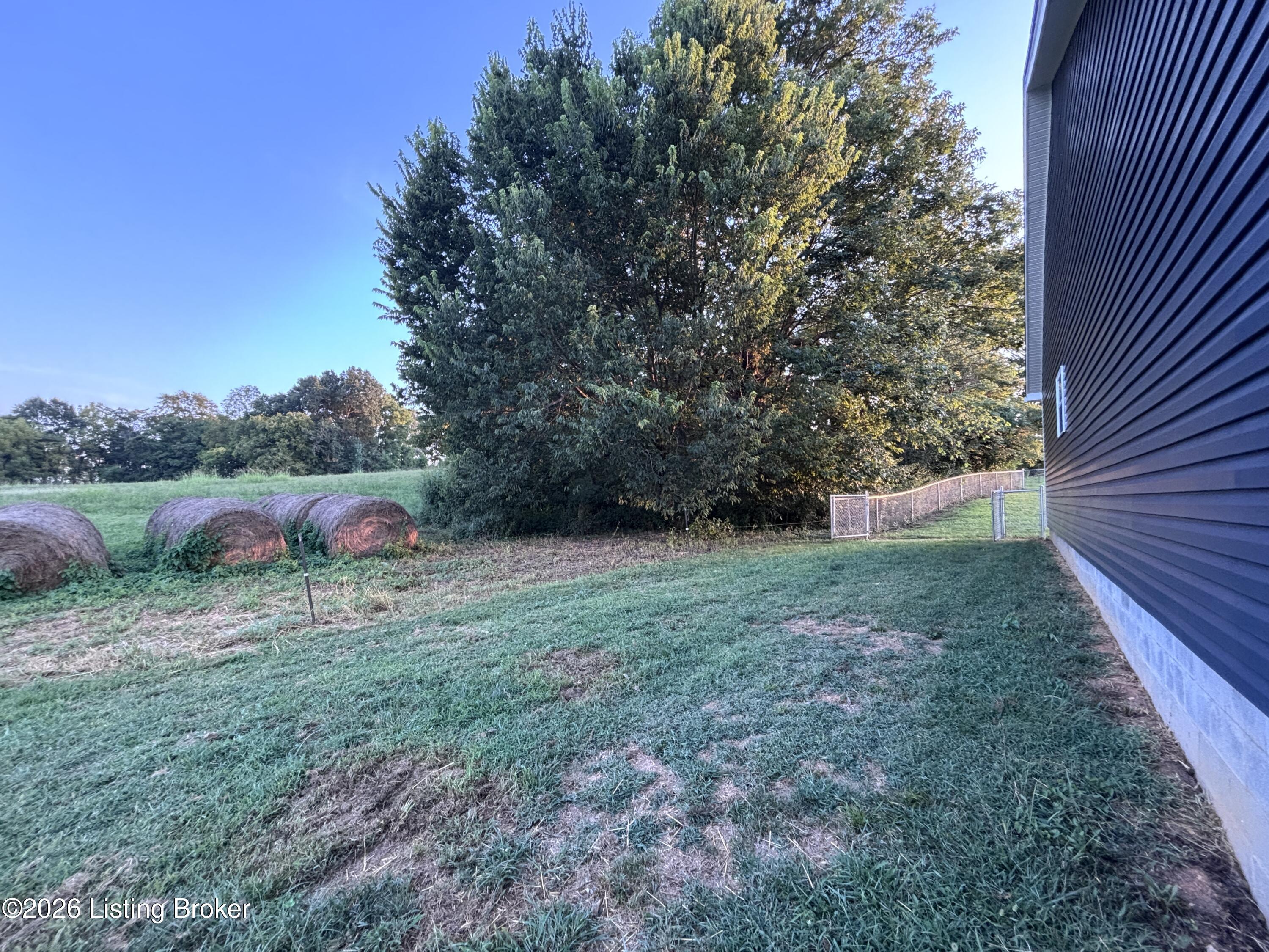 1103 Kirchdorfer Ln Property Photo 4