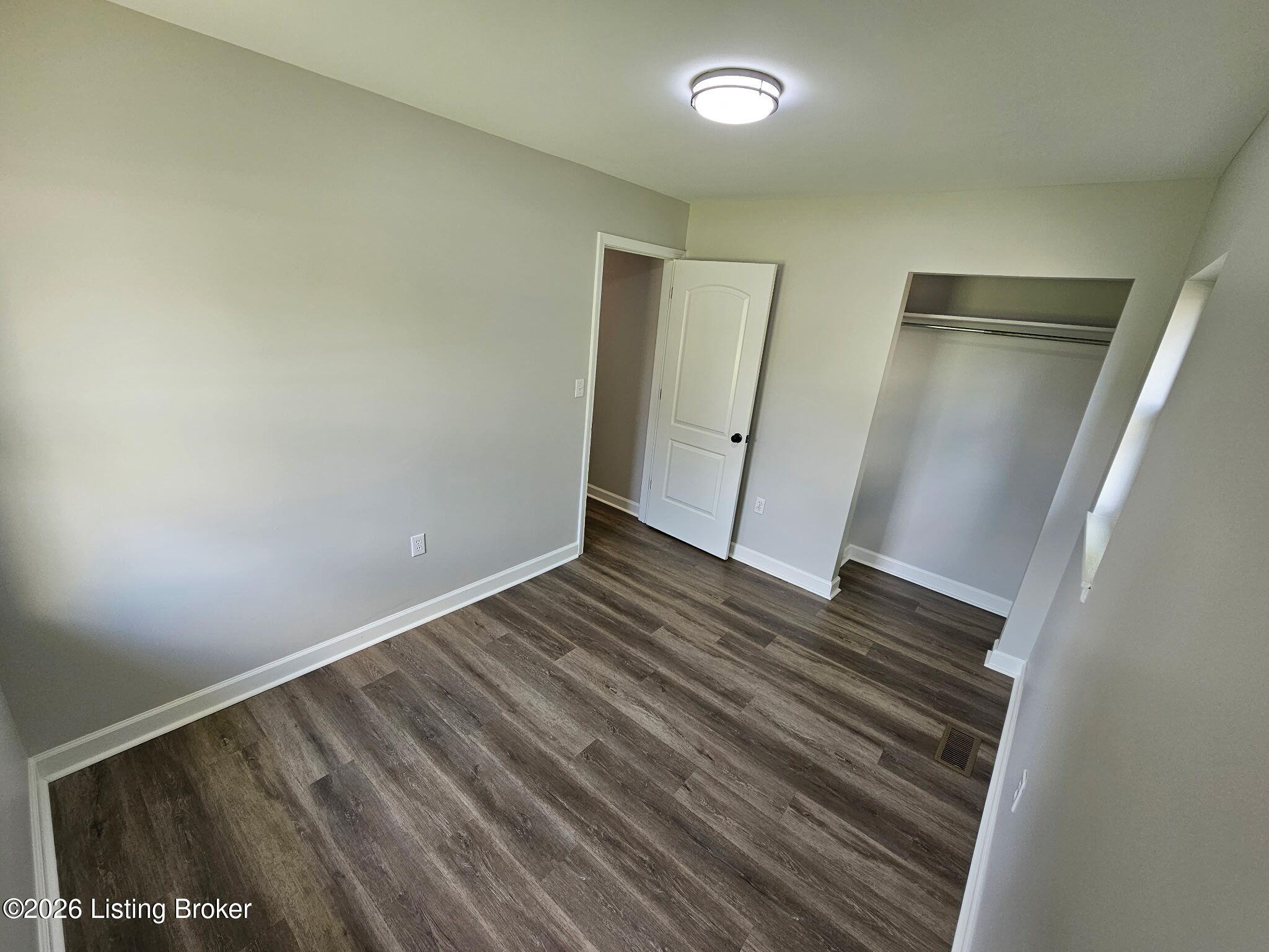 5514 Redondo Cir Property Photo 10