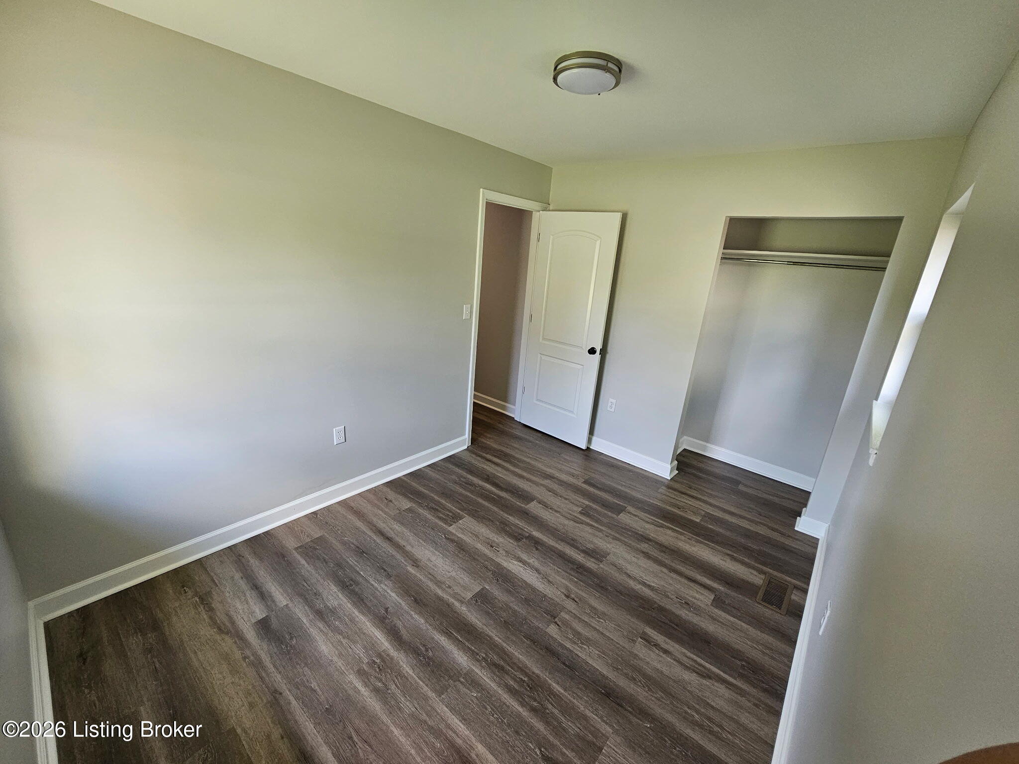 5514 Redondo Cir Property Photo 12