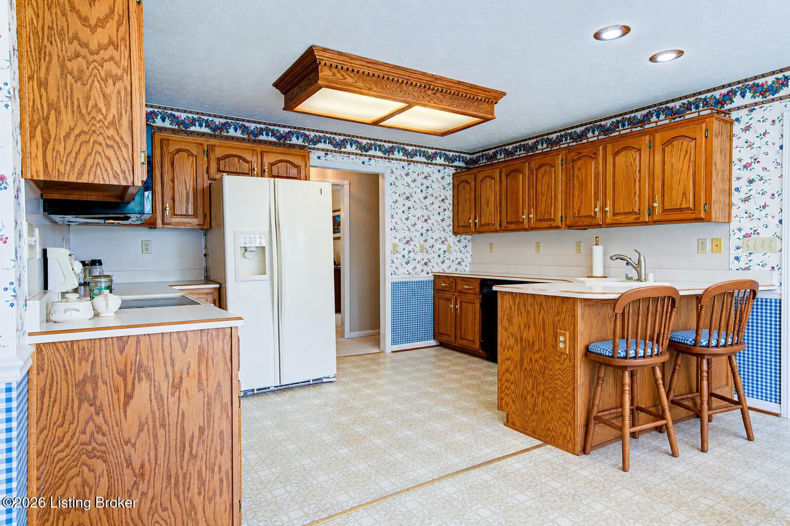 659 Rolling Trail Property Photo 22