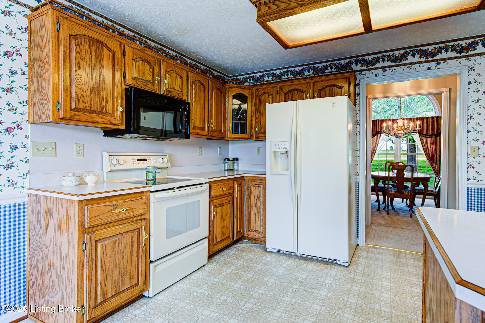 659 Rolling Trail Property Photo 23