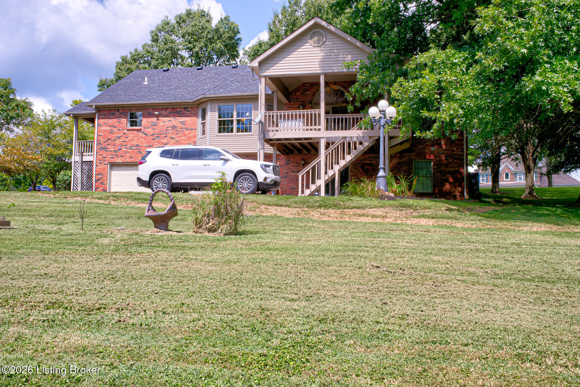 659 Rolling Trail Property Photo 35