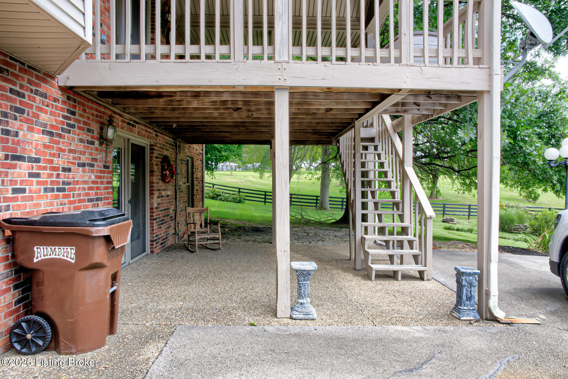 659 Rolling Trail Property Photo 36