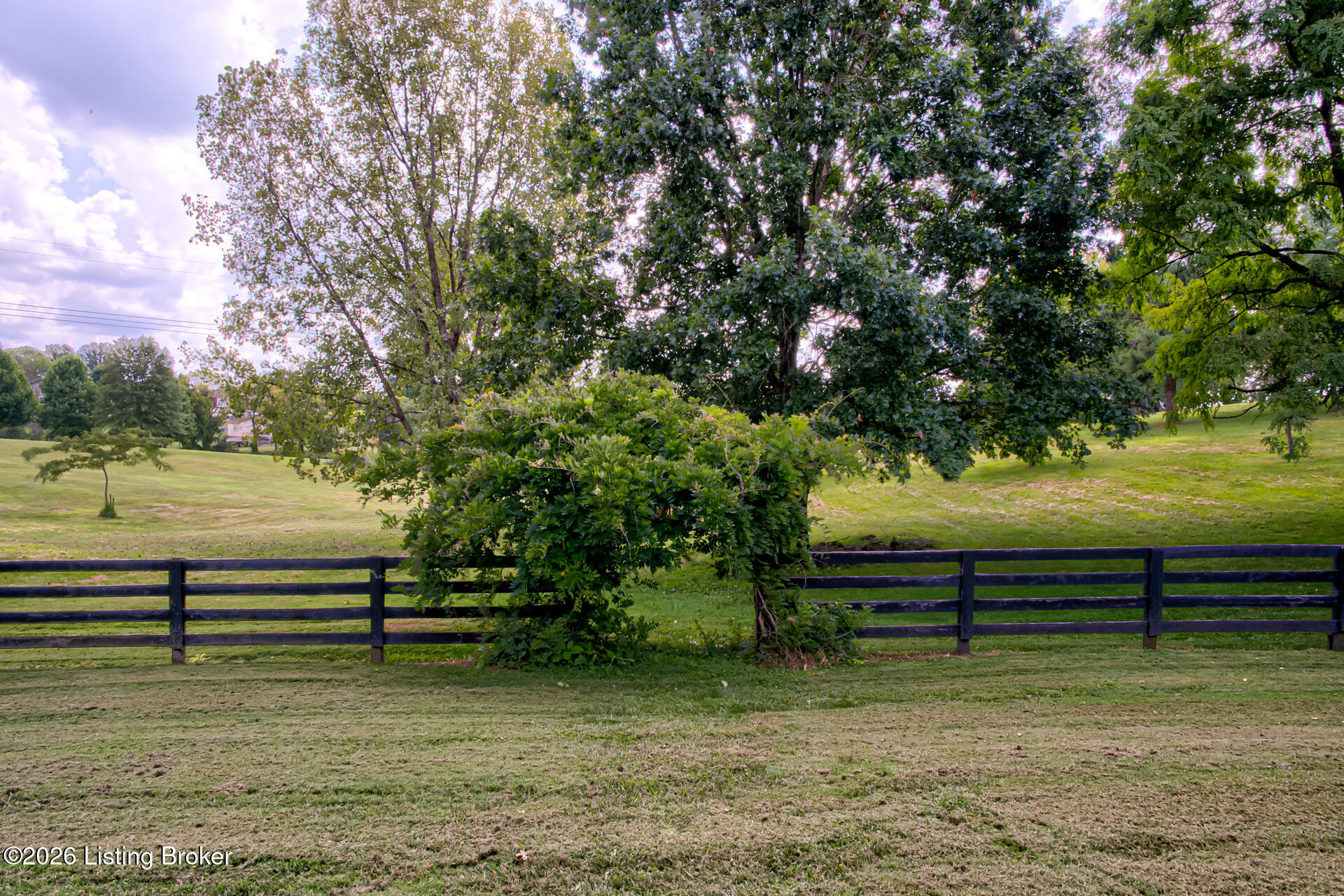 659 Rolling Trail Property Photo 40