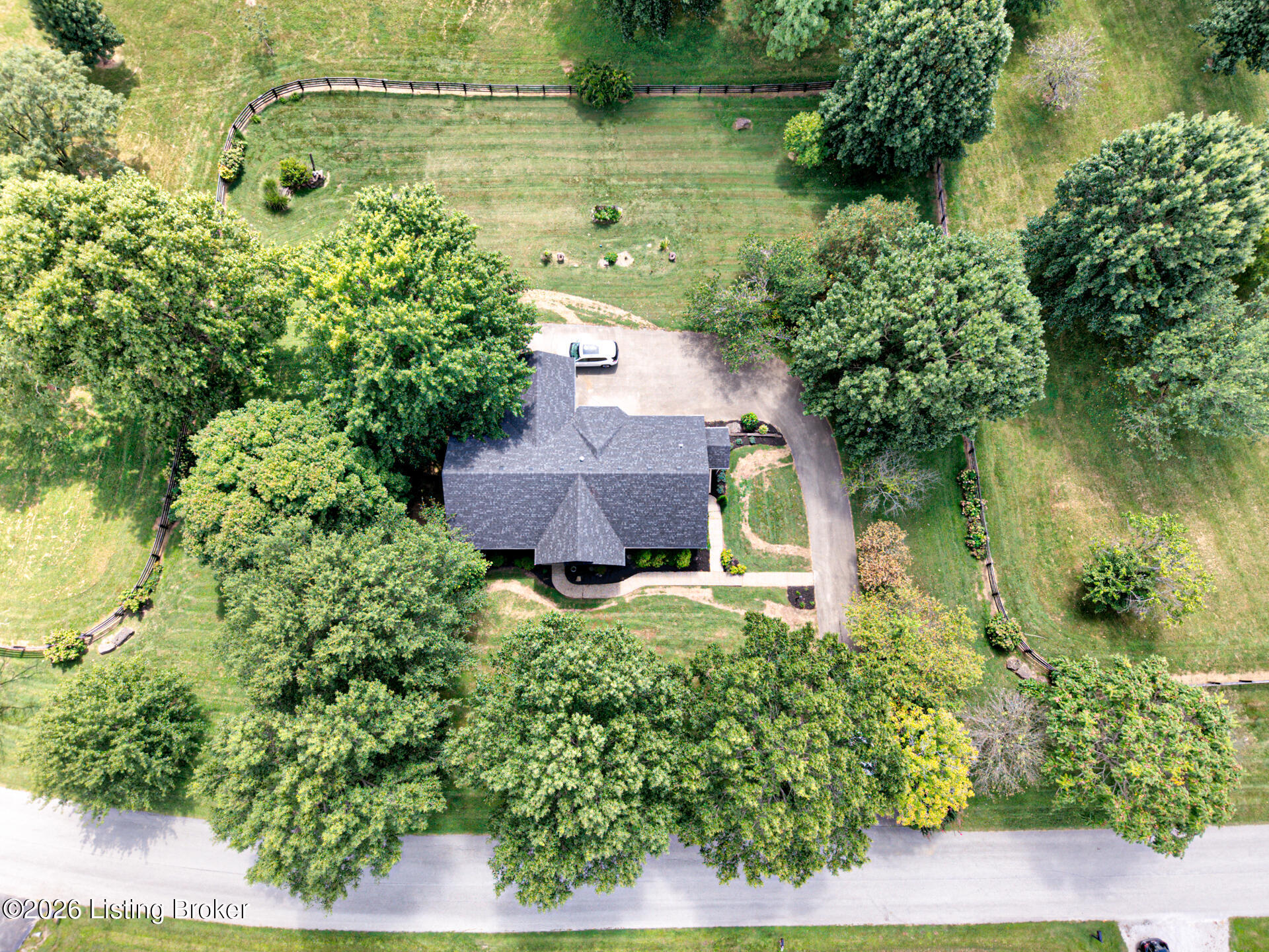 659 Rolling Trail Property Photo 41