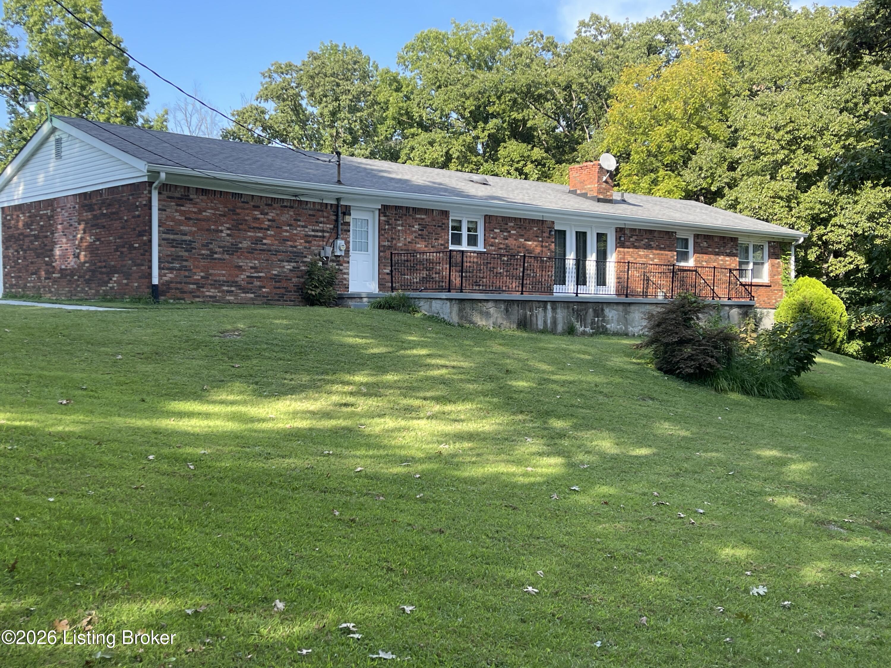 1022 Greenbriar Rd Property Photo 1