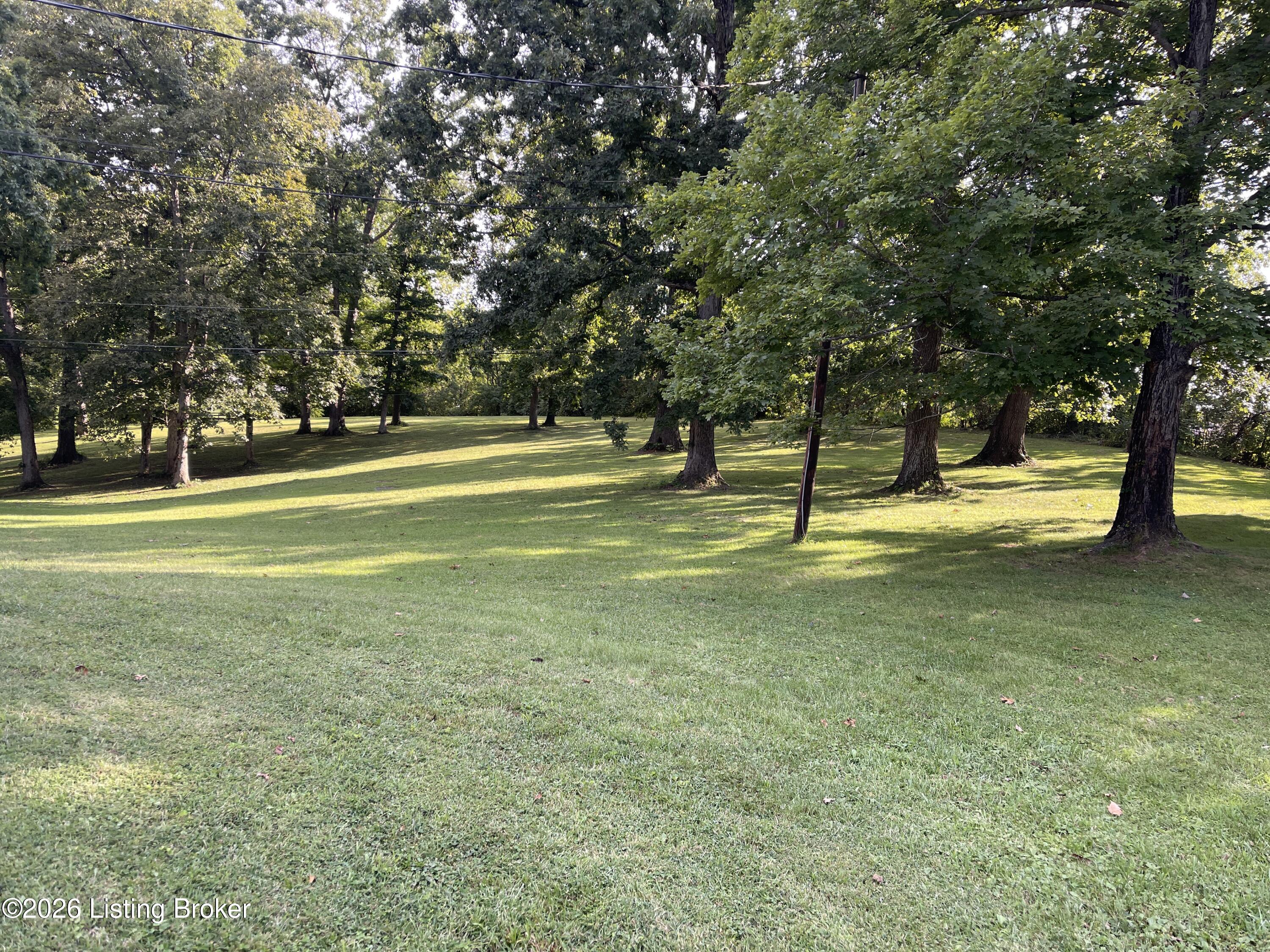 1022 Greenbriar Rd Property Photo 6