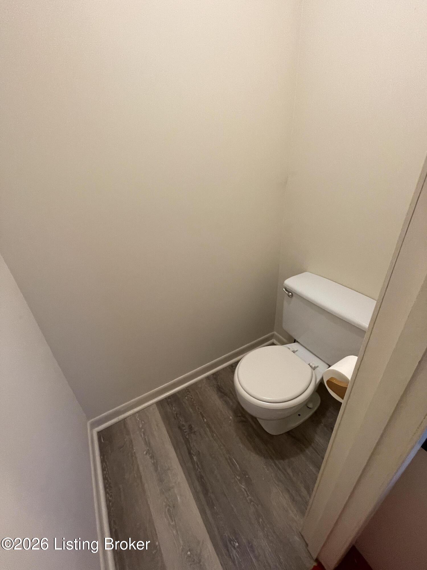 1022 Greenbriar Rd Property Photo 24