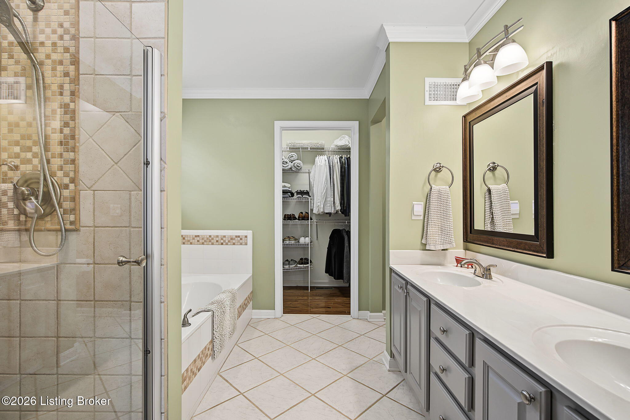 1201 Crosstimbers Dr Property Photo 23