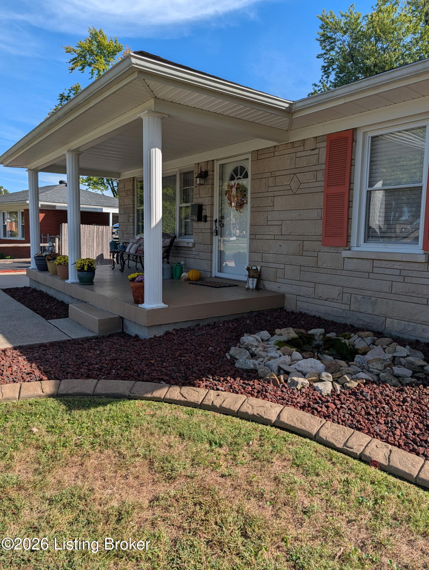 5914 Cole Ave Property Photo 4