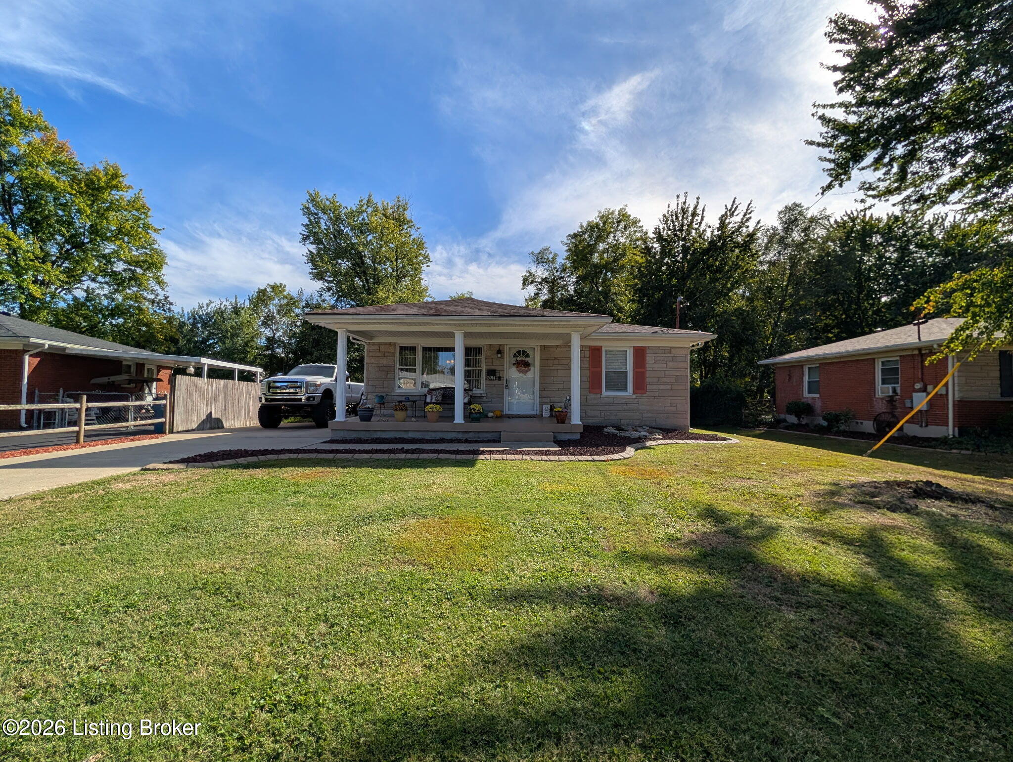 5914 Cole Ave Property Photo 6