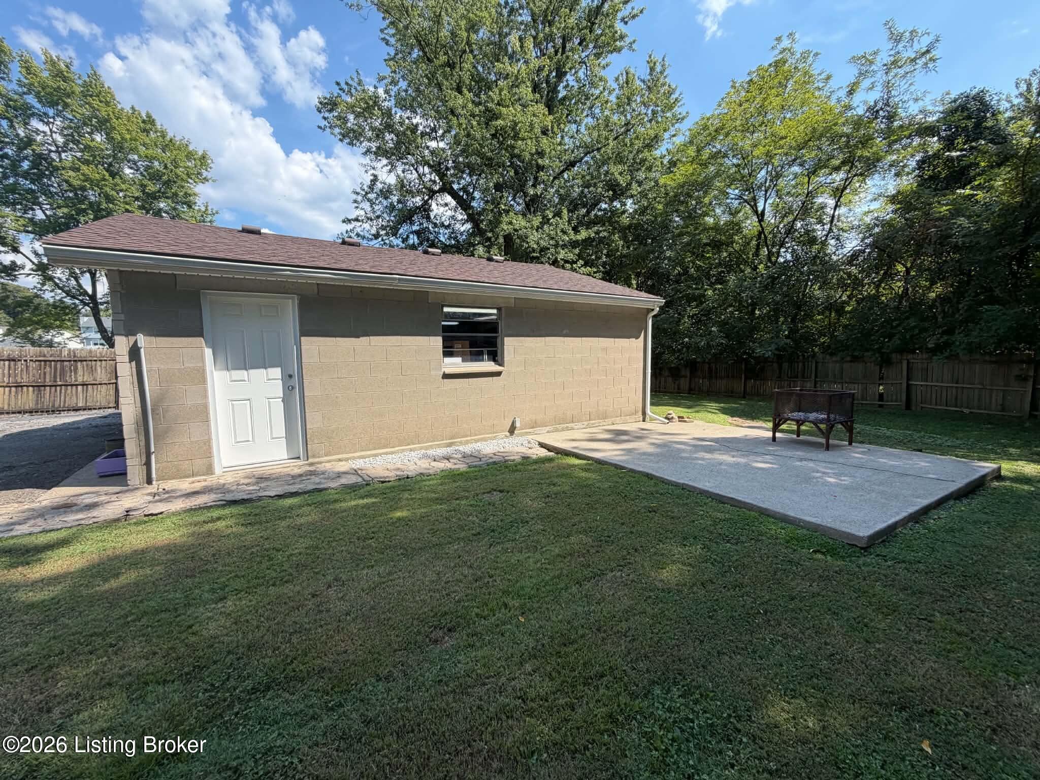 5914 Cole Ave Property Photo 15