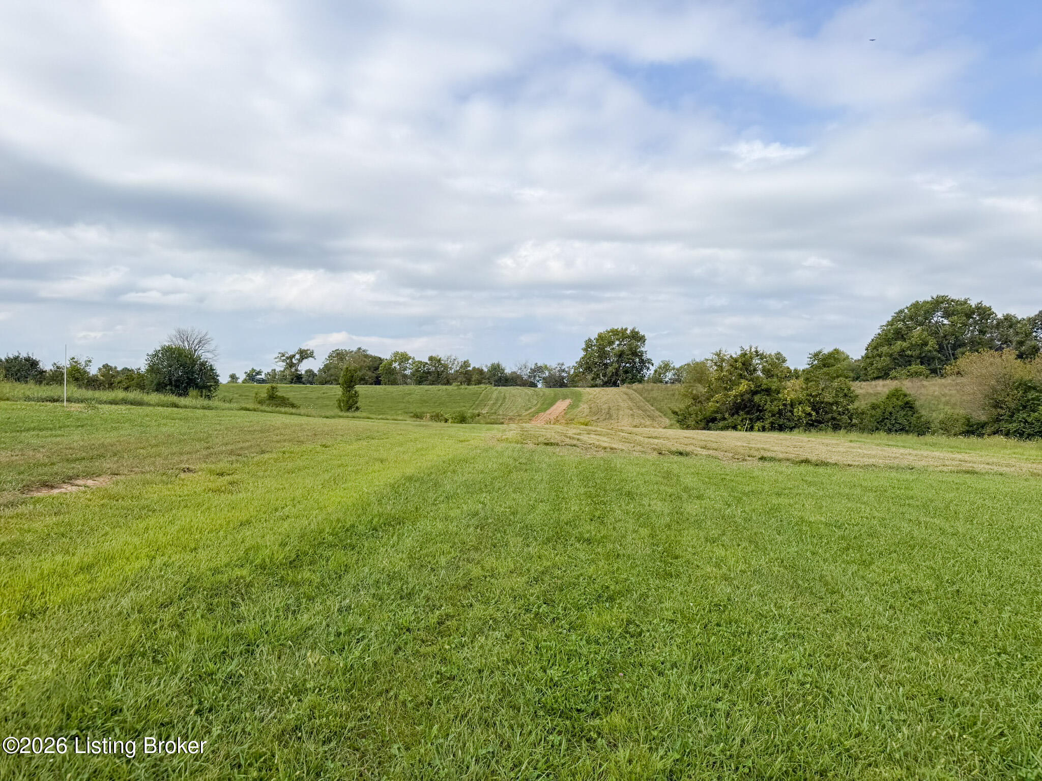 1469 Hannah Rd Property Photo 1