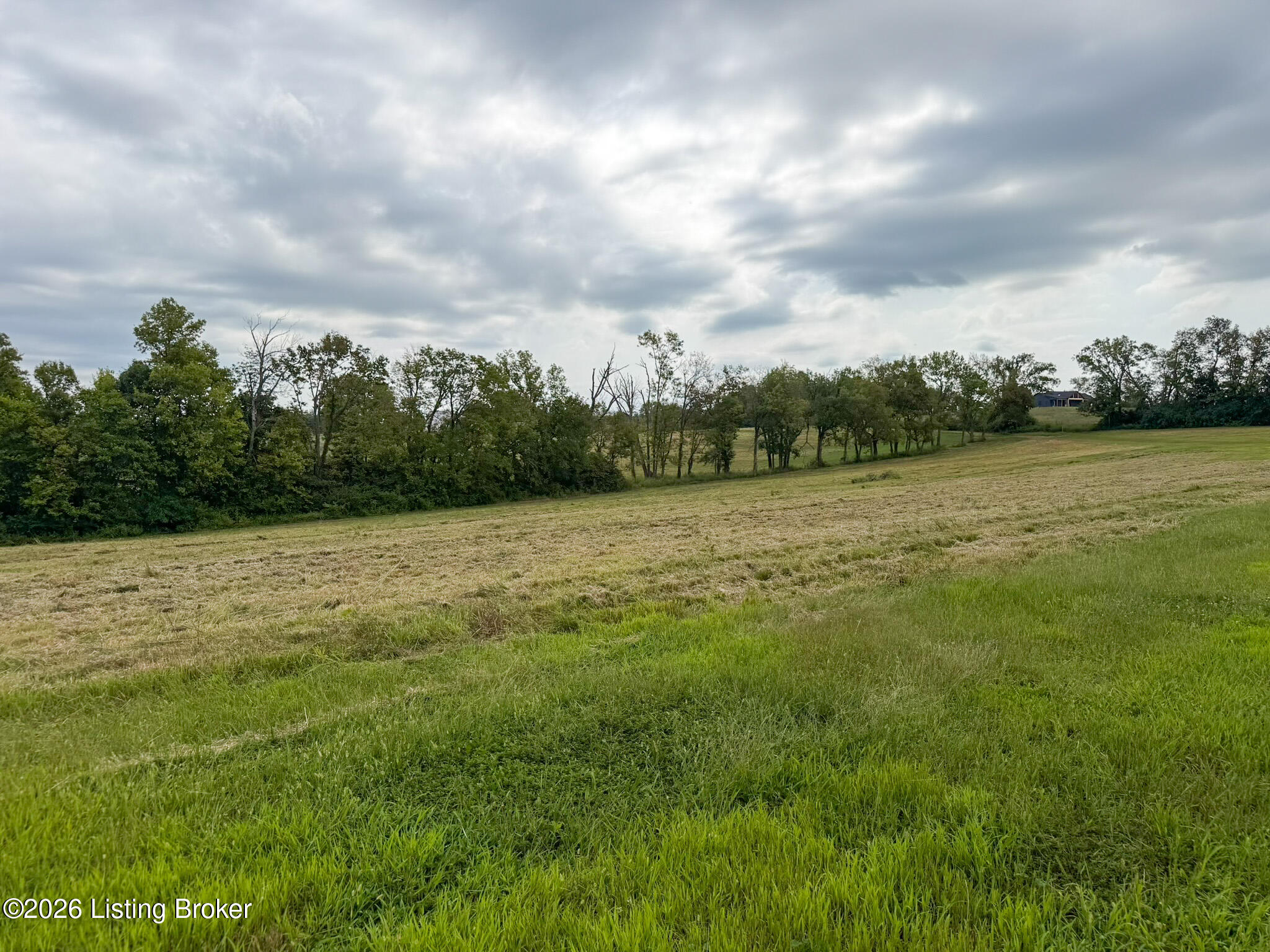 1469 Hannah Rd Property Photo 4
