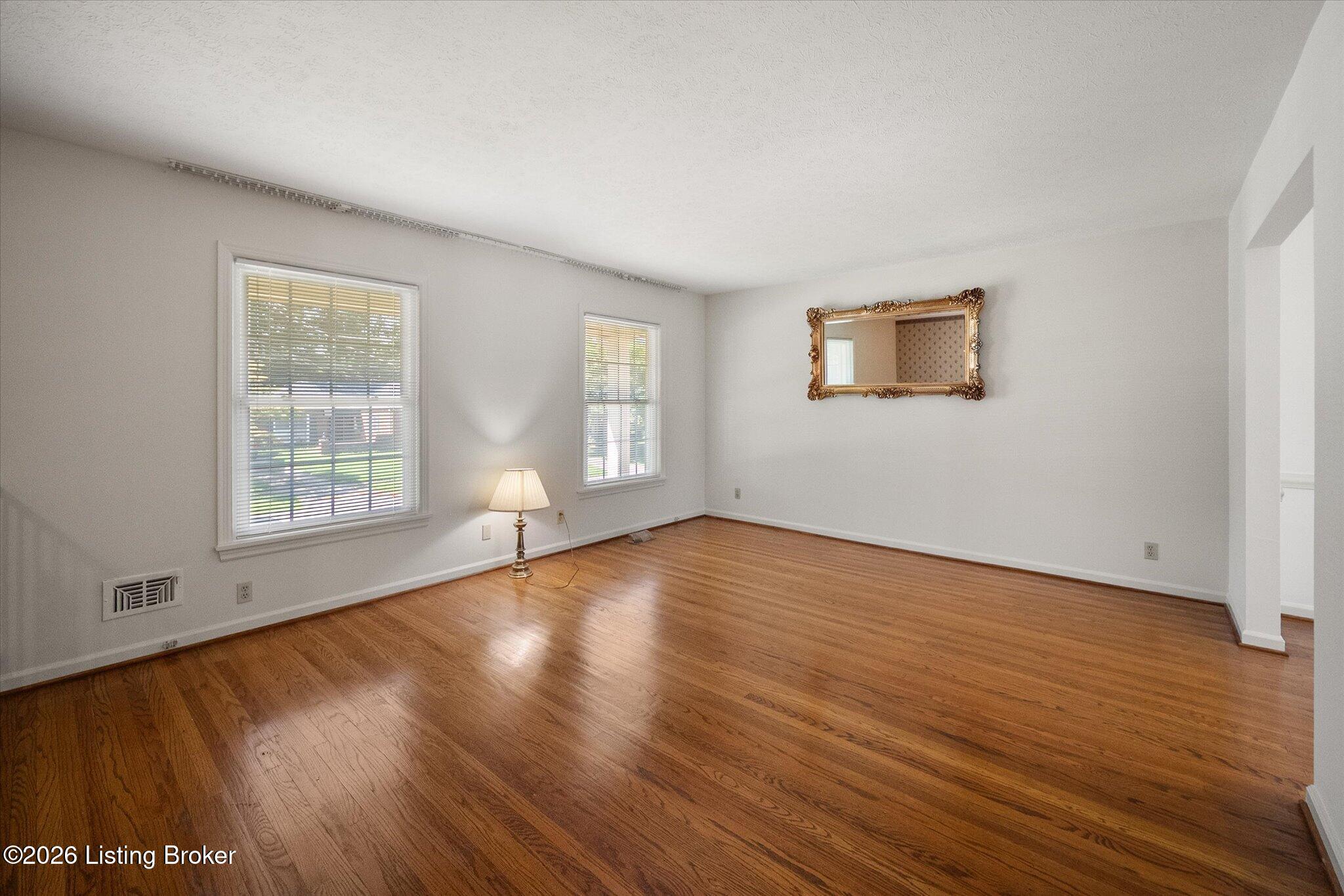3007 Cromarty Way Property Photo 9