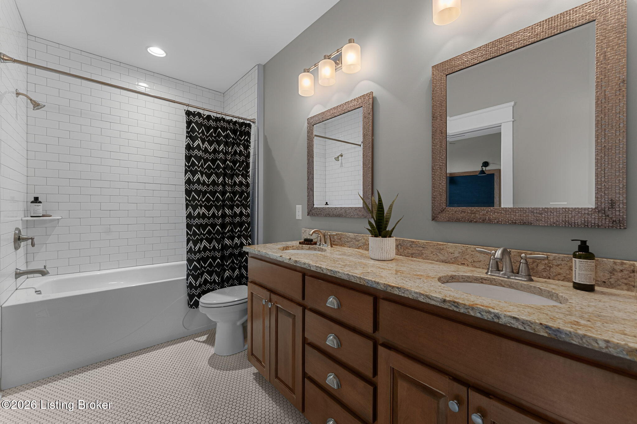 101 Damson Trail Property Photo 26