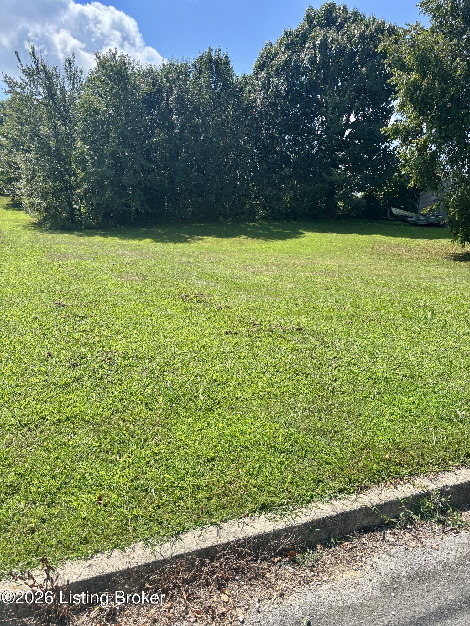 47 Summit Pointe Dr Property Photo 3